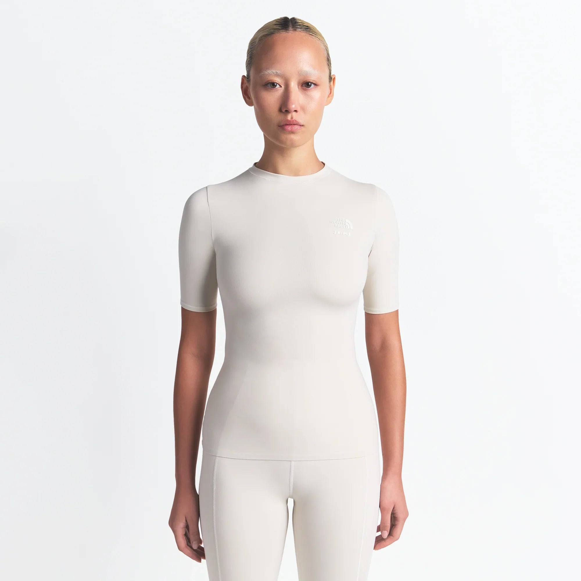THE NORTH FACE X SKIMS REFINA SHORT SLEEVE TOP | BONE