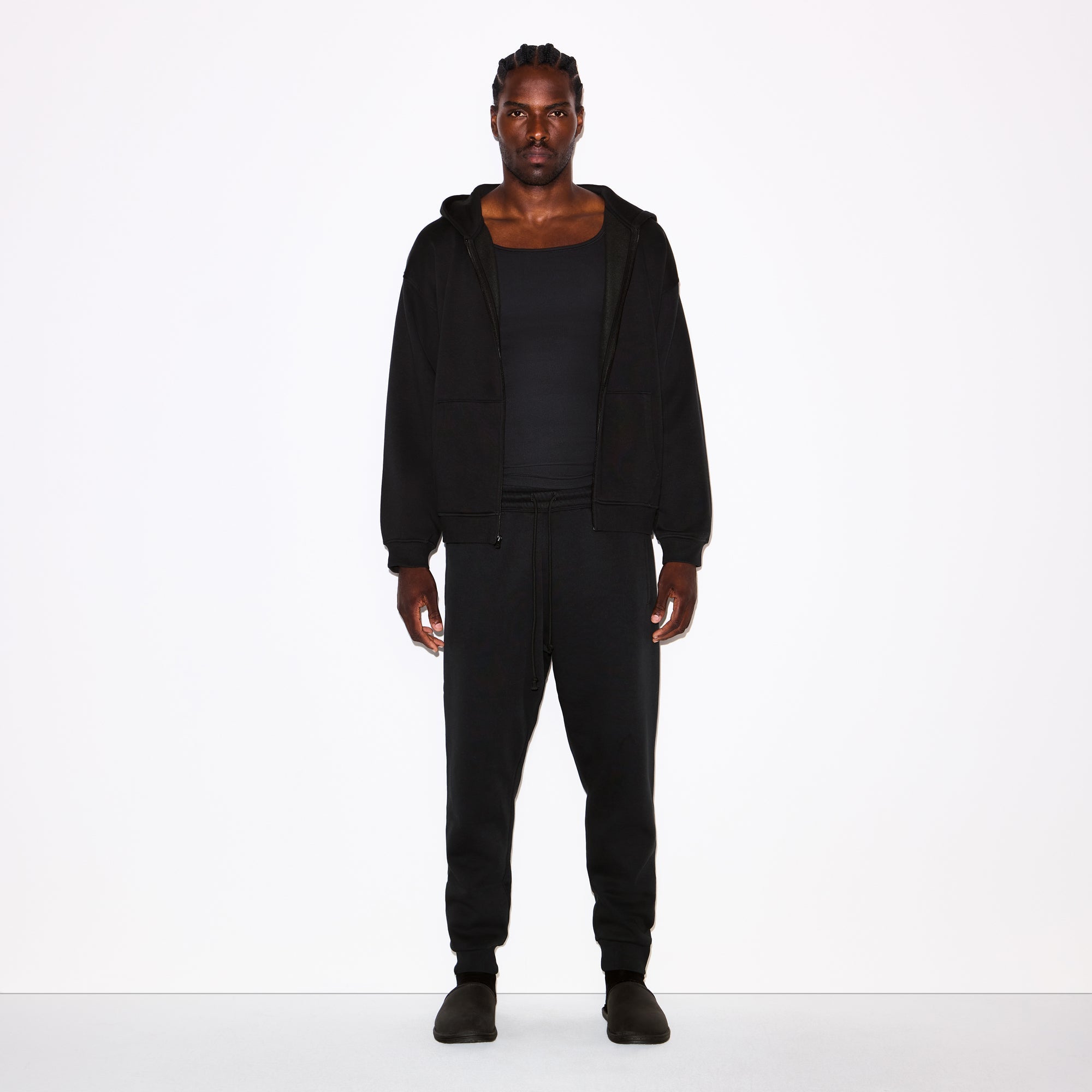 SKIMS FLEECE LOUNGE MENS TAPERED JOGGER | WASHED ONYX