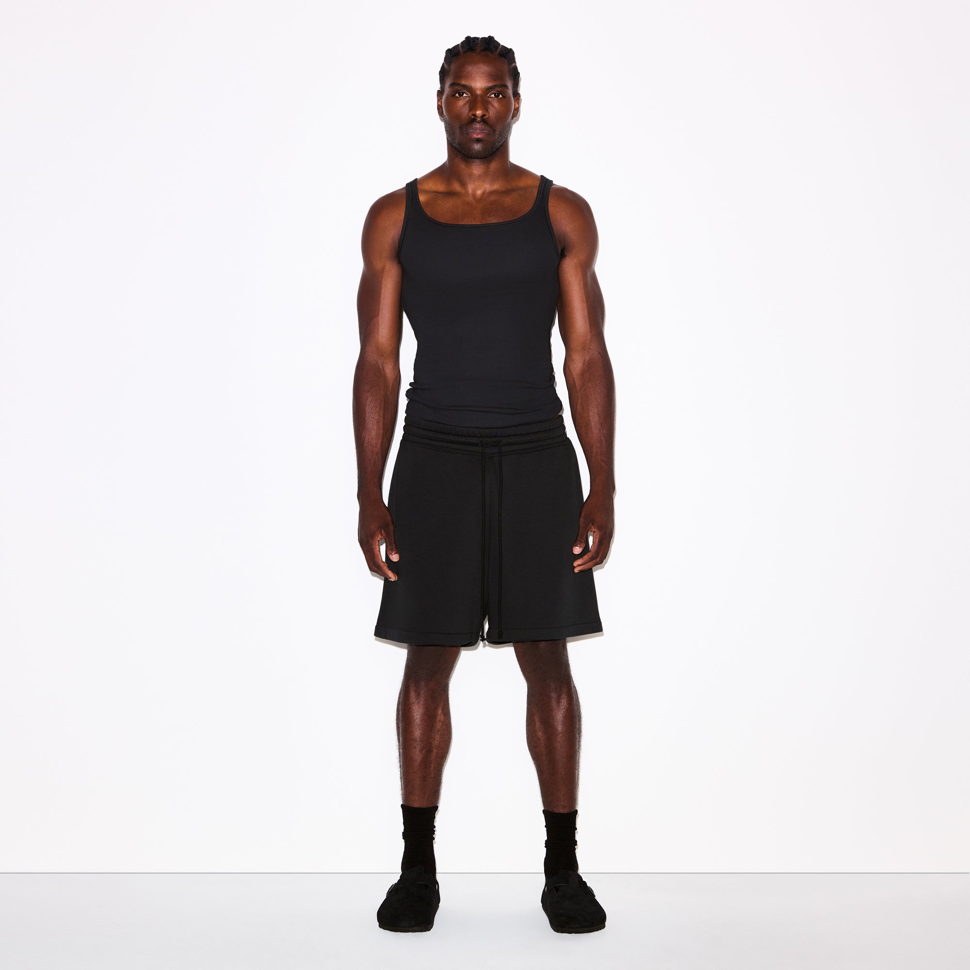 SKIMS FLEECE LOUNGE MENS RELAXED SHORT | WASHED ONYX