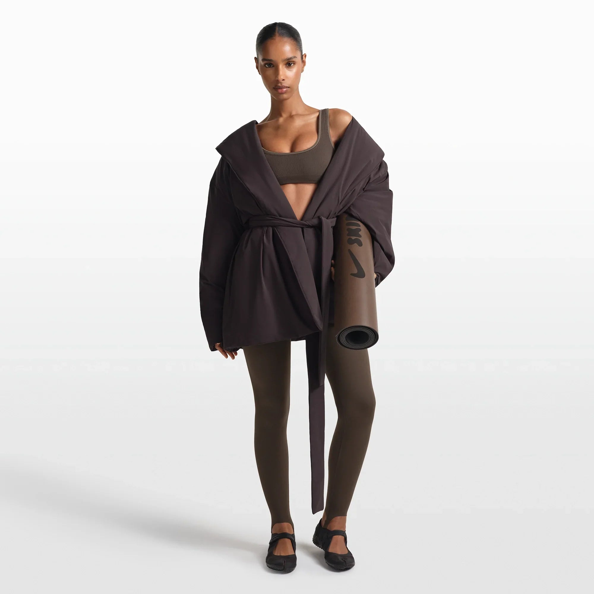 NikeSKIMS WOVEN NYLON WRAP COAT | PHOENIX