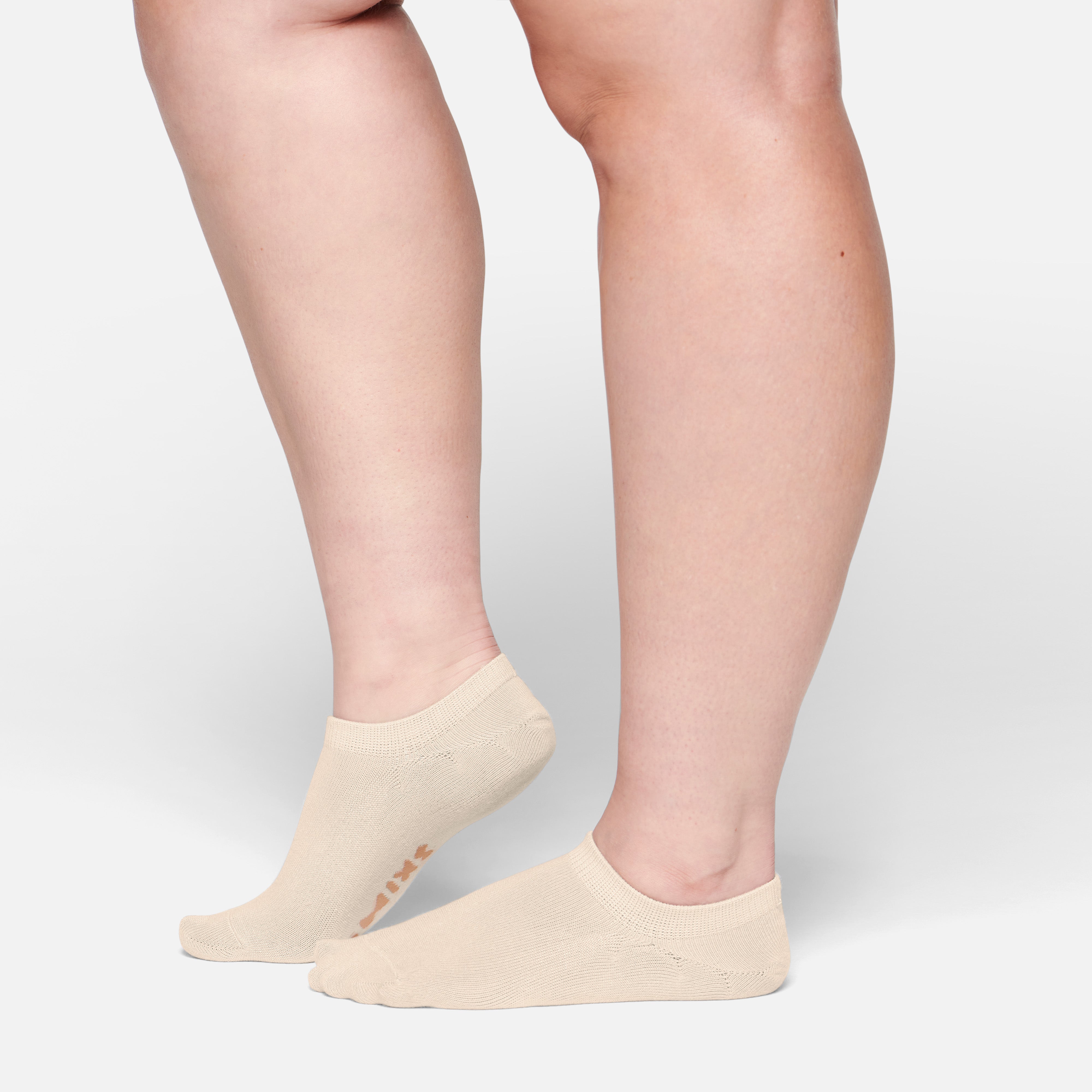 SKIMS EVERYDAY ANKLE SOCK | SAND