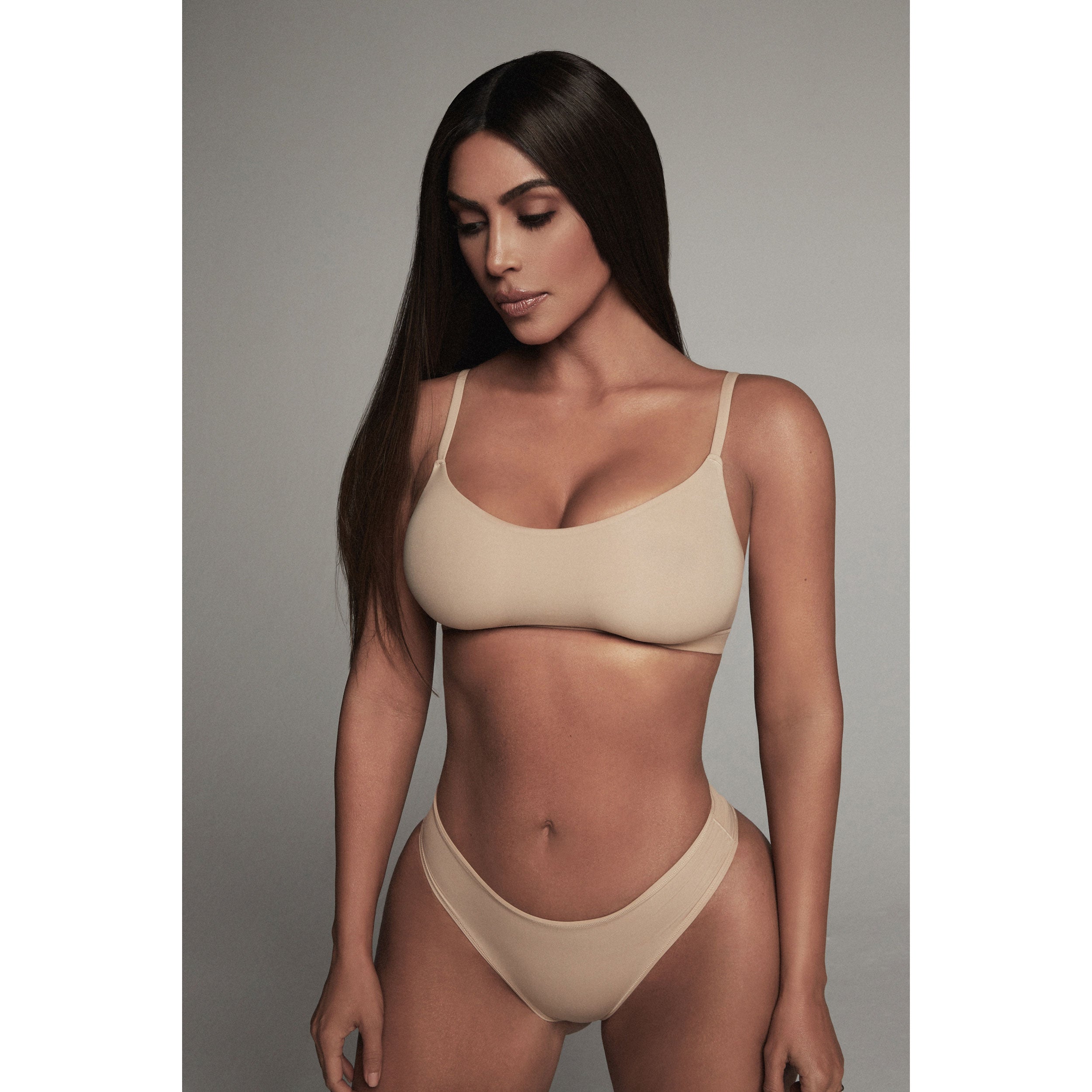 SKIMS FITS EVERYBODY DIPPED FRONT THONG | SAND