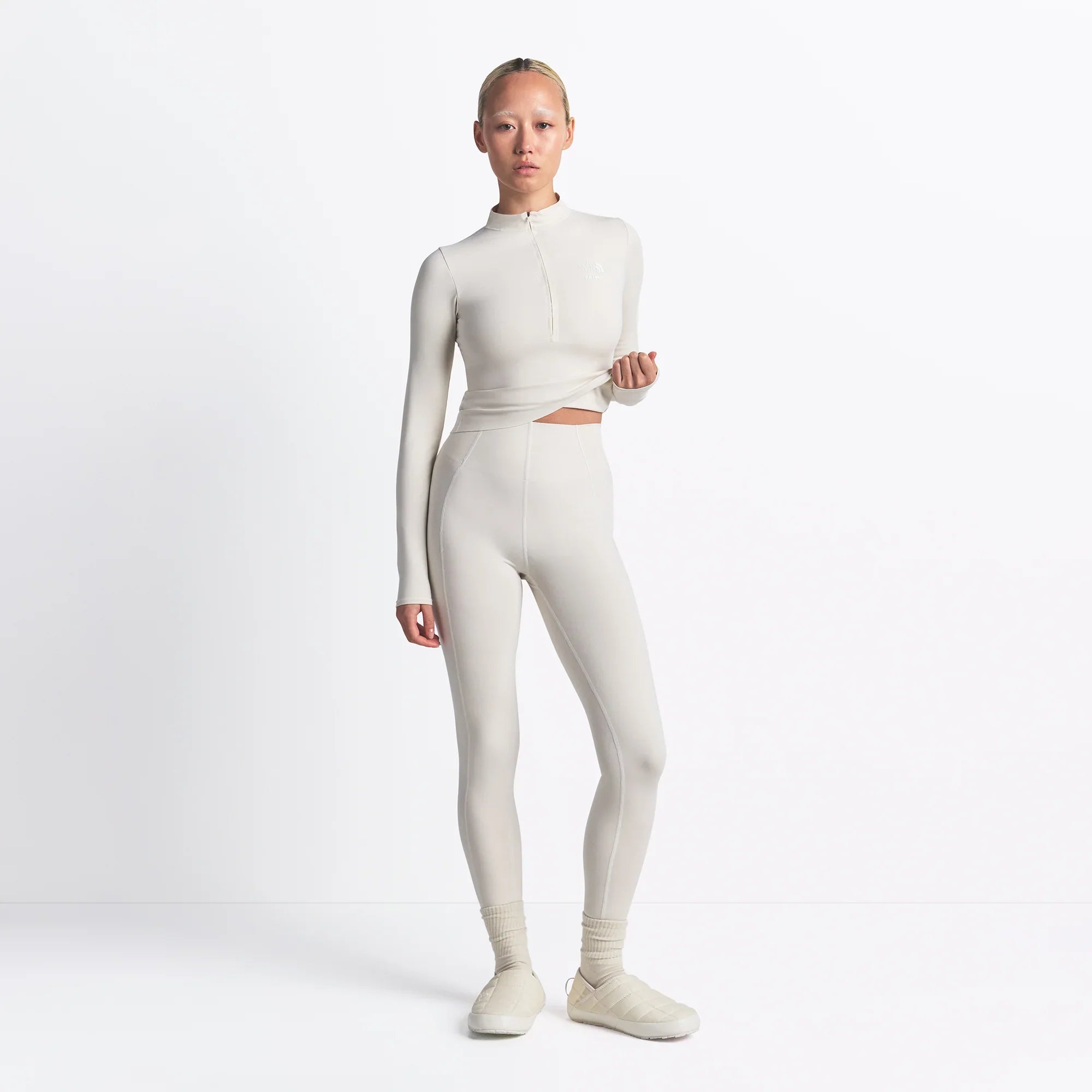 THE NORTH FACE X SKIMS REFINA LEGGING | BONE