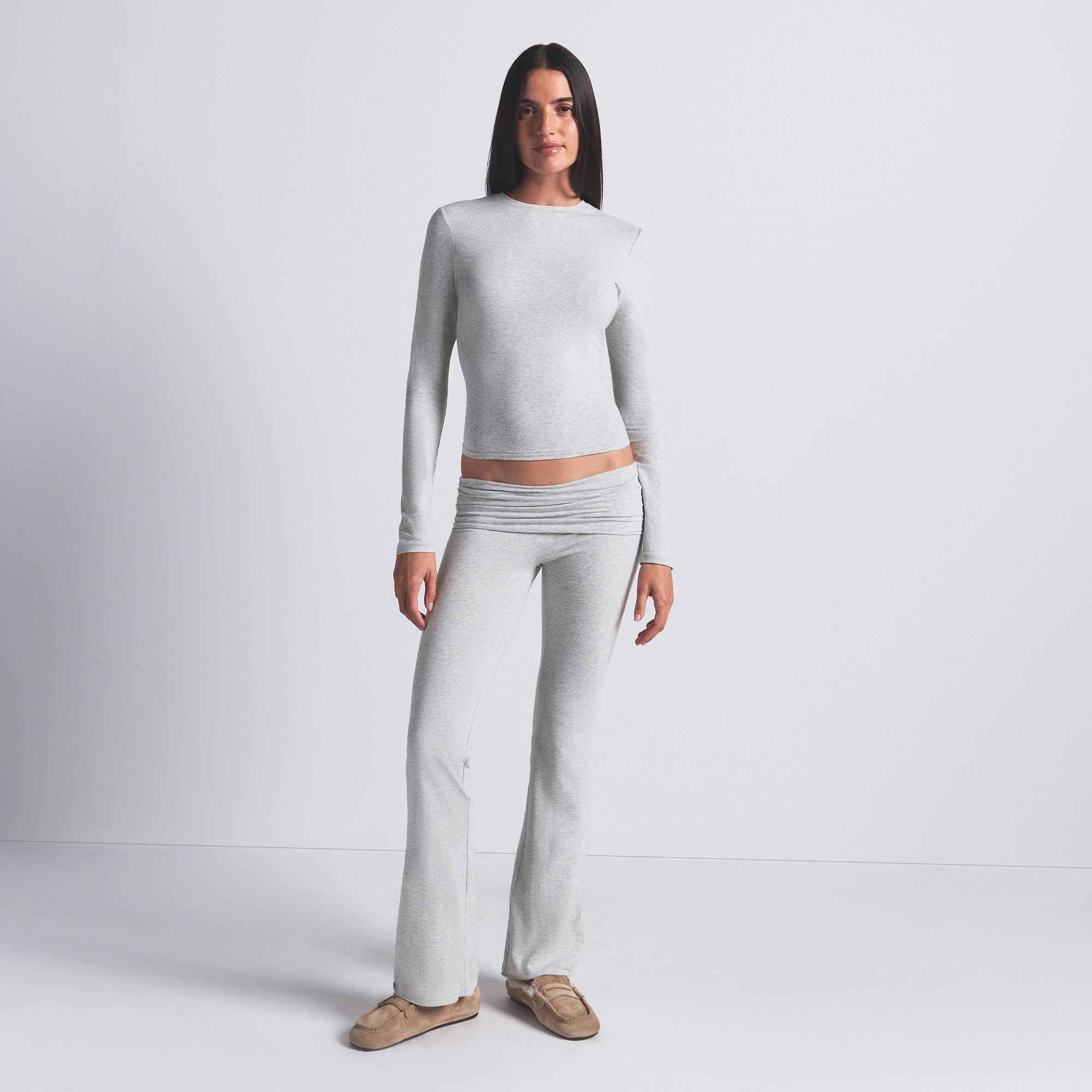 SKIMS COTTON JERSEY LONG SLEEVE T-SHIRT | LIGHT HEATHER GREY