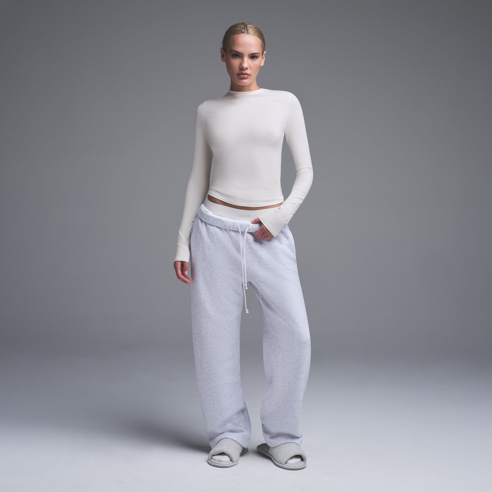 SKIMS COTTON JERSEY LONG SLEEVE T-SHIRT | MARBLE