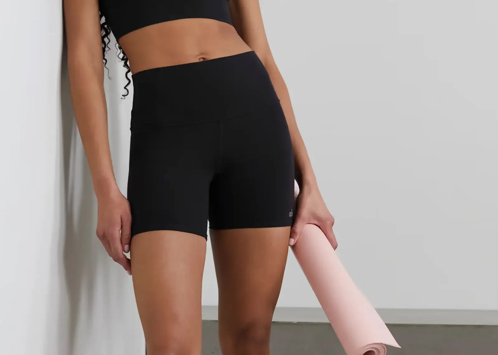 Alo Yoga Airbrush 5" Stretch Cycling Shorts Black - My Suti