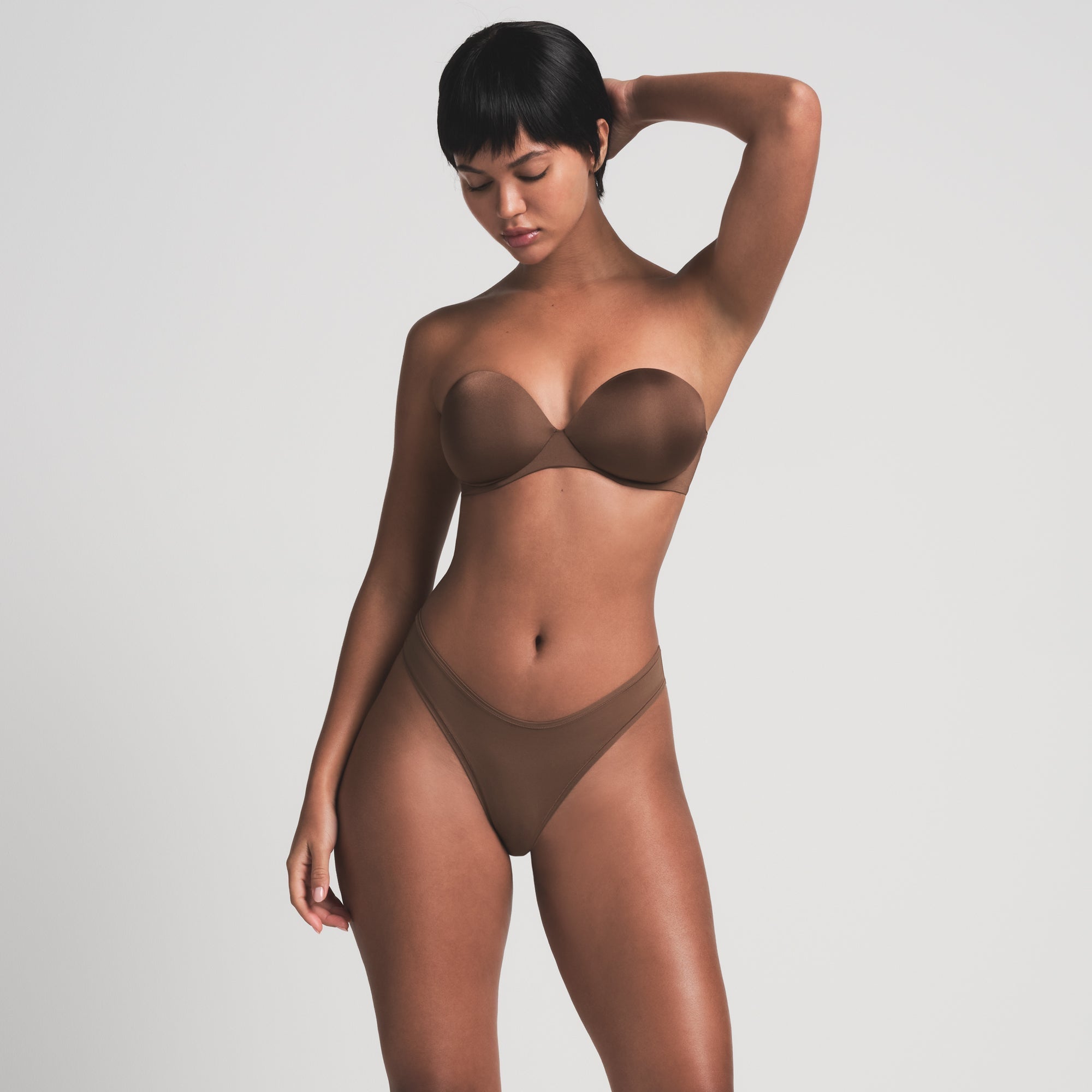 SKIMS ULTIMATE STRAPLESS PUSH-UP BRA | JASPER