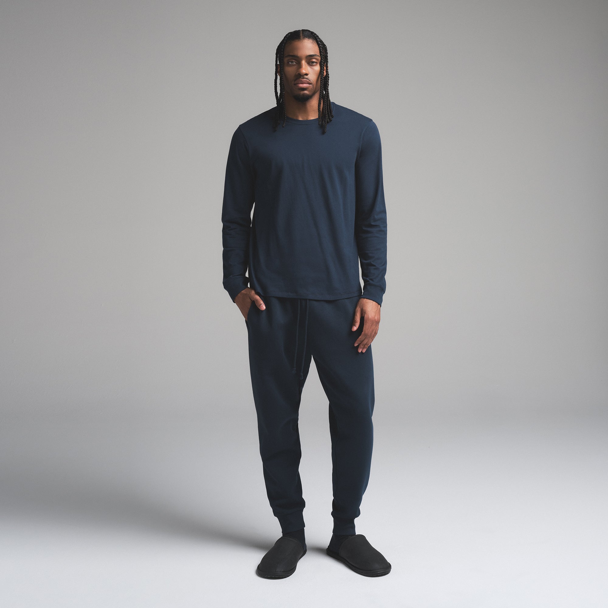 SKIMS FLEECE LOUNGE MENS TAPERED JOGGER | NAVY