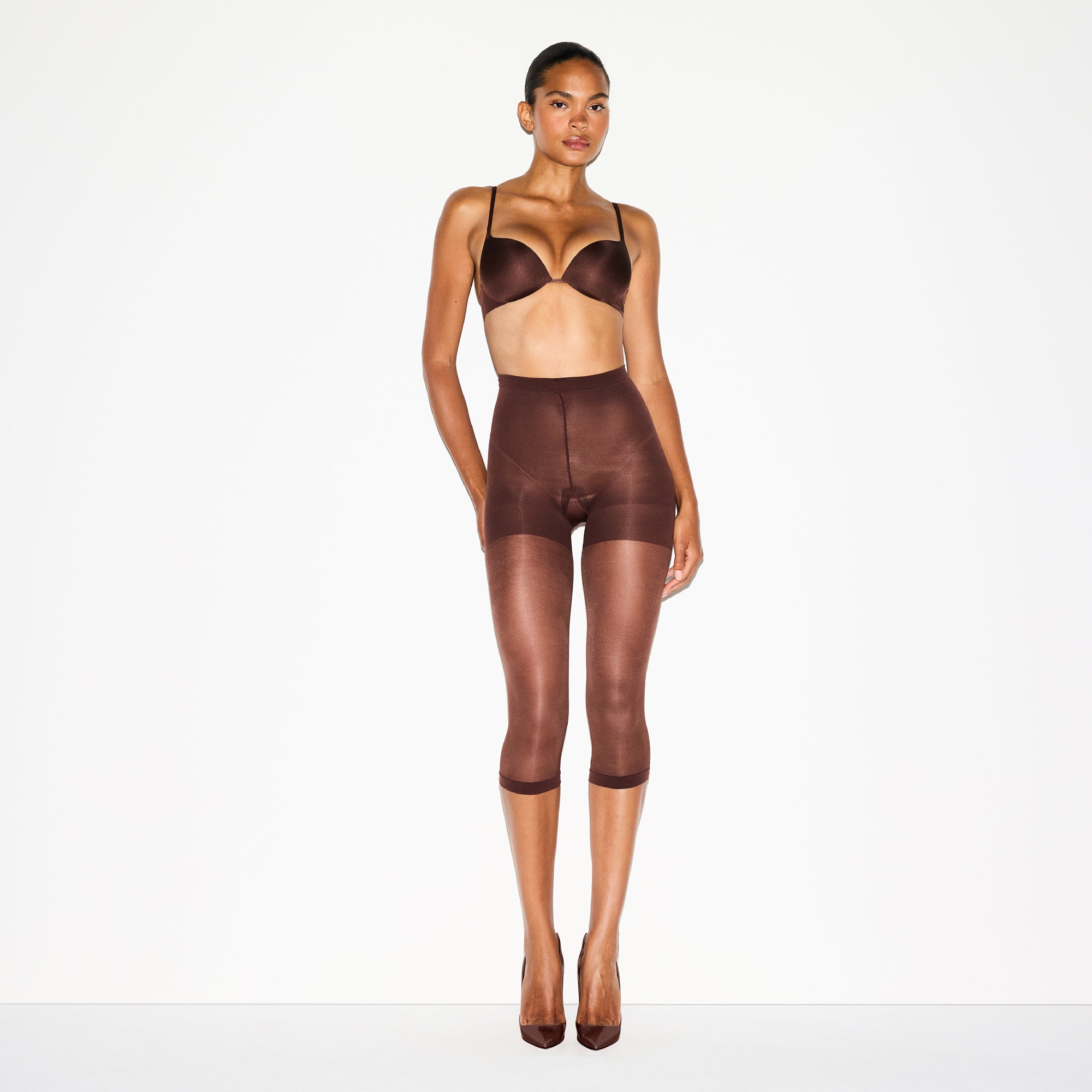SKIMS HOSIERY SHAPING CAPRI TIGHTS | COCOA