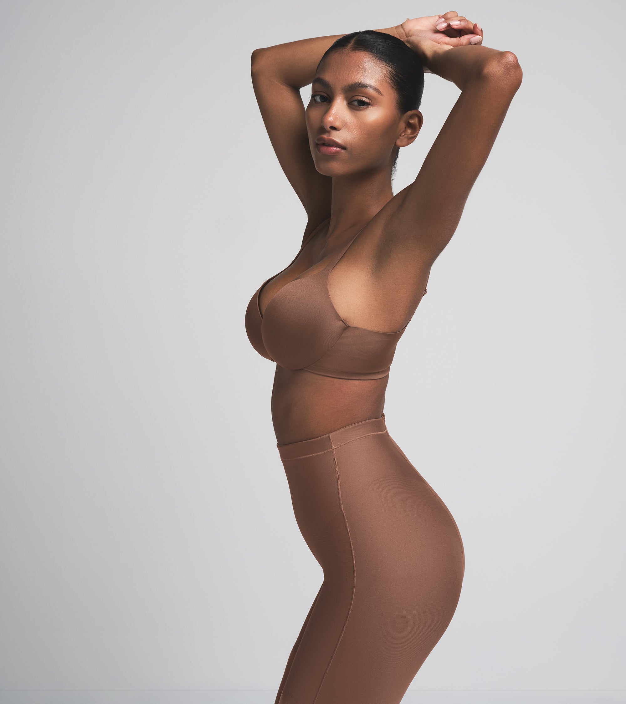 SKIMS BODY CORE SCULPT MID RISE SHORT | JASPER