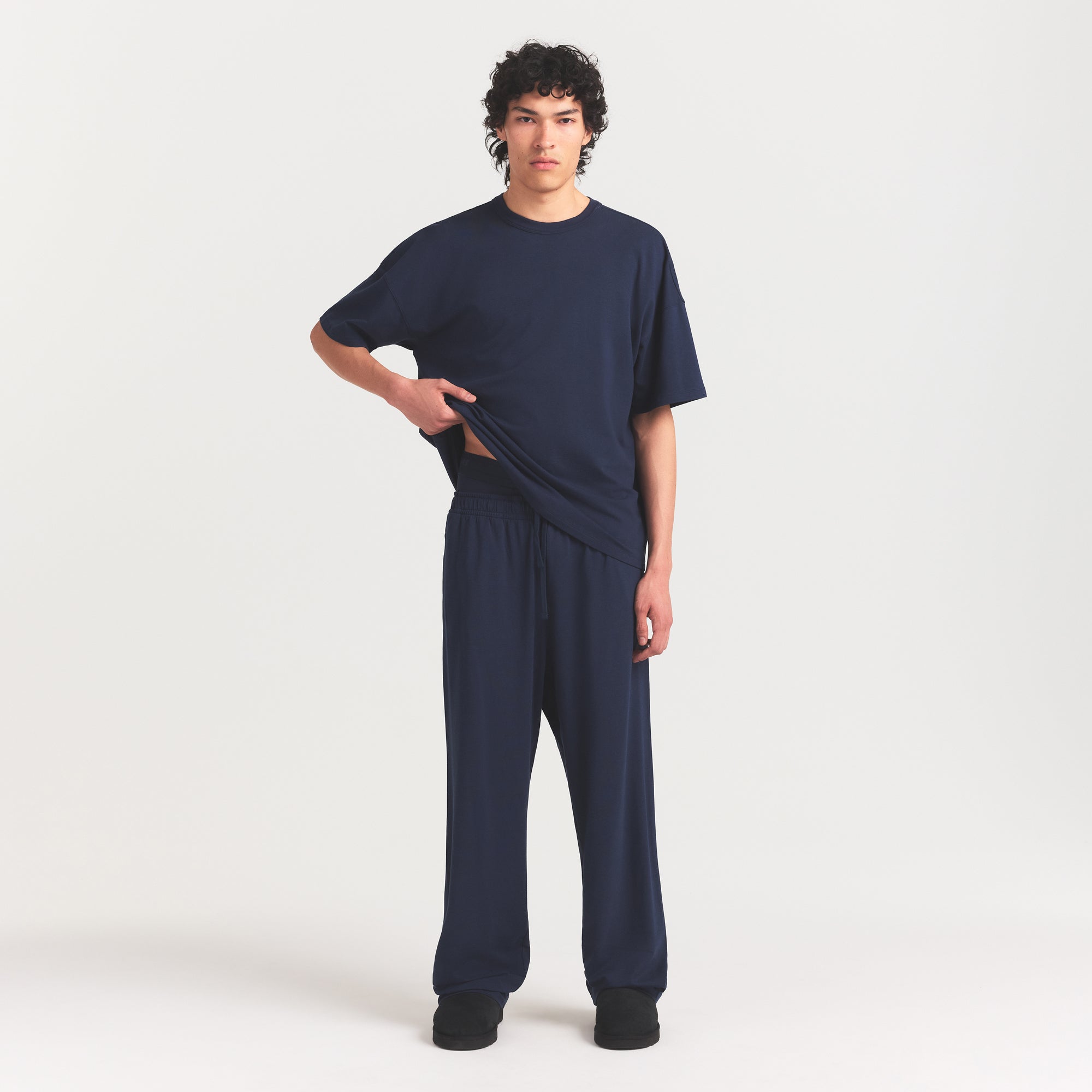 SKIMS JERSEY LOUNGE MENS RELAXED STRAIGHT LEG PANT | NAVY