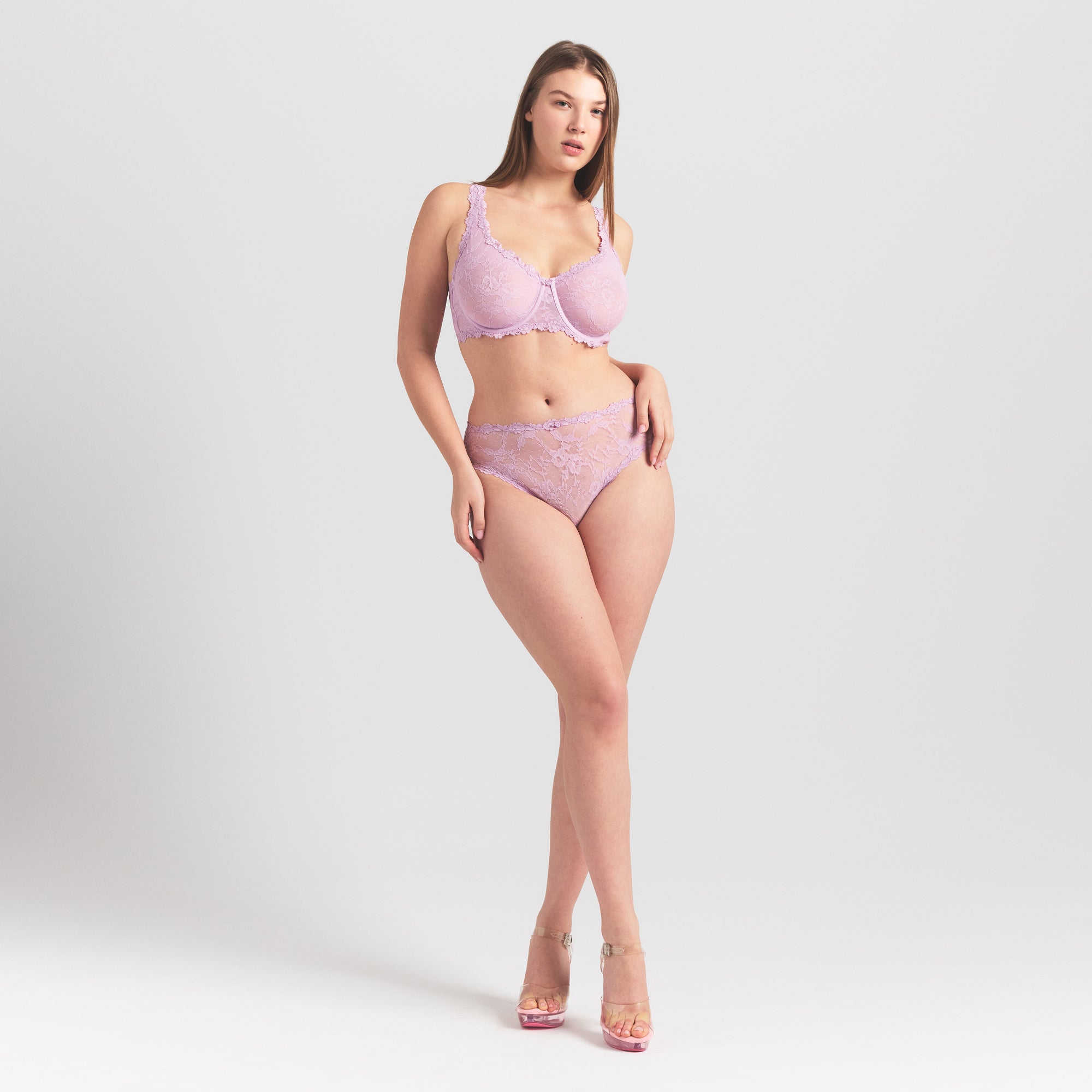 SKIMS STRETCH LACE BRIEF | BABY PINK