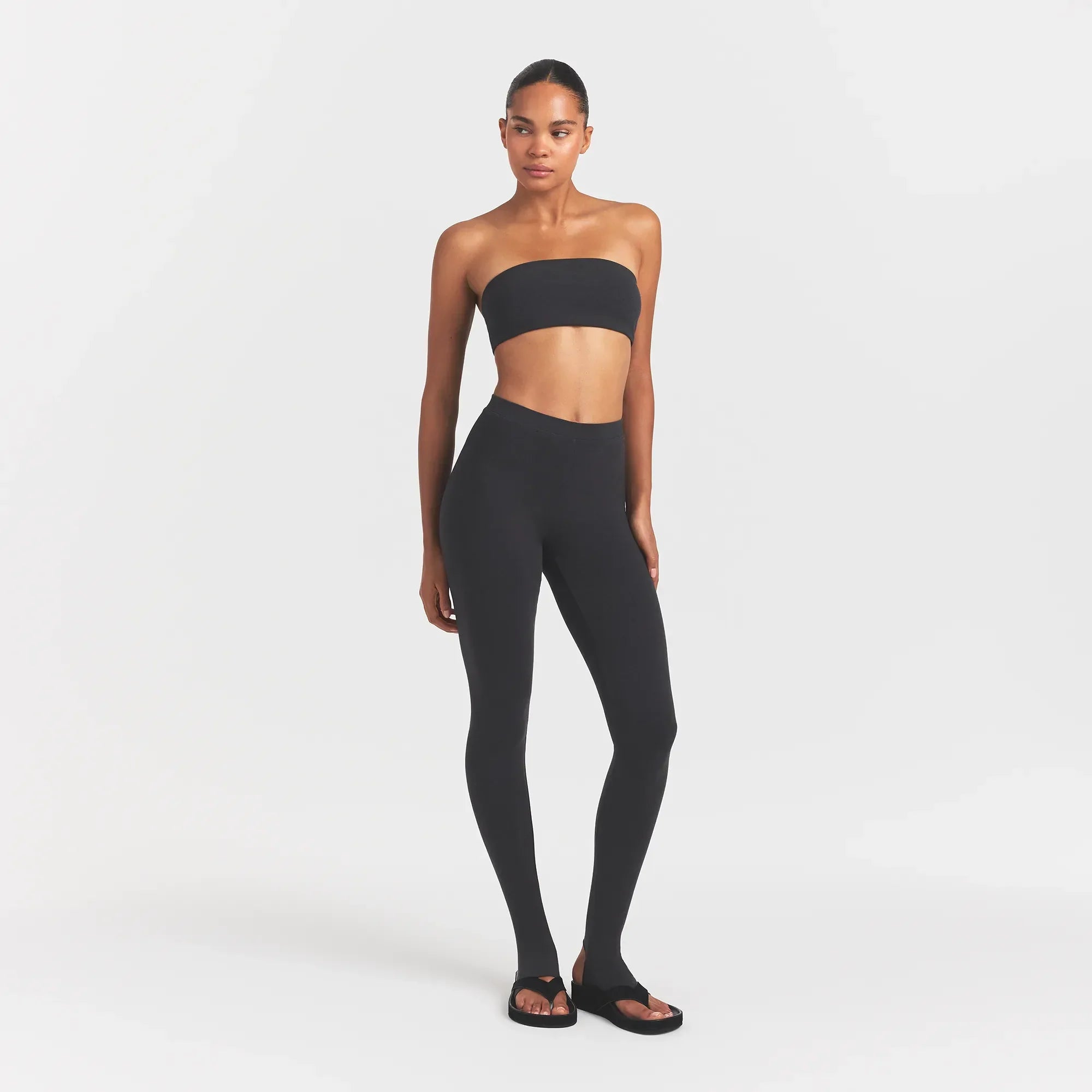 SKIMS OUTDOOR STIRRUP LEGGING | WASHED ONYX