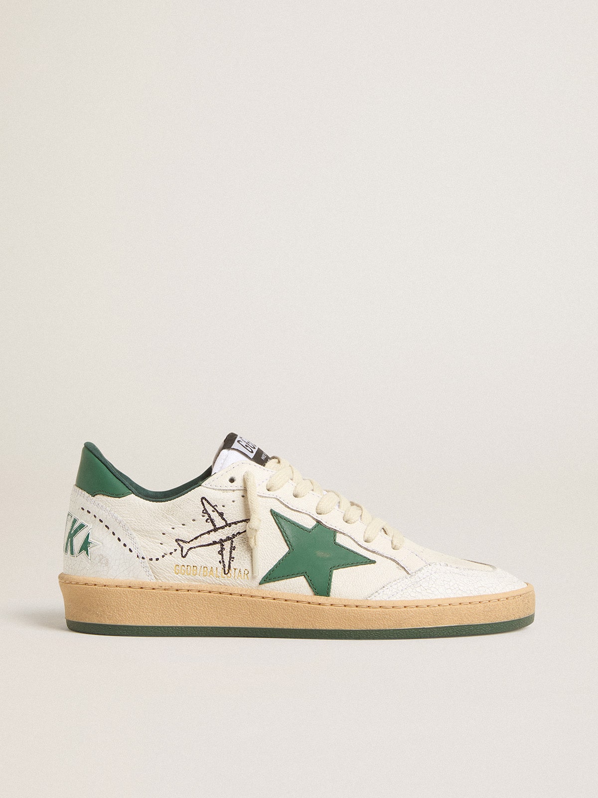 Golden Goose Men's Ball Star Wishes in white nappa leather with green leather star and heel tab