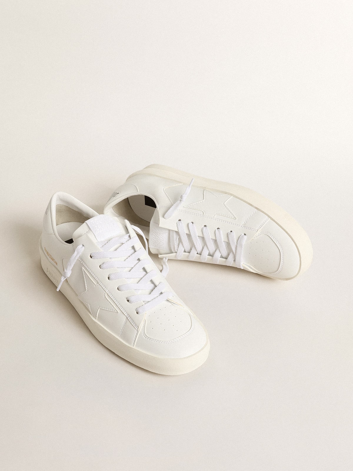 Golden Goose Men’s bio-based Stardan with white star and heel tab