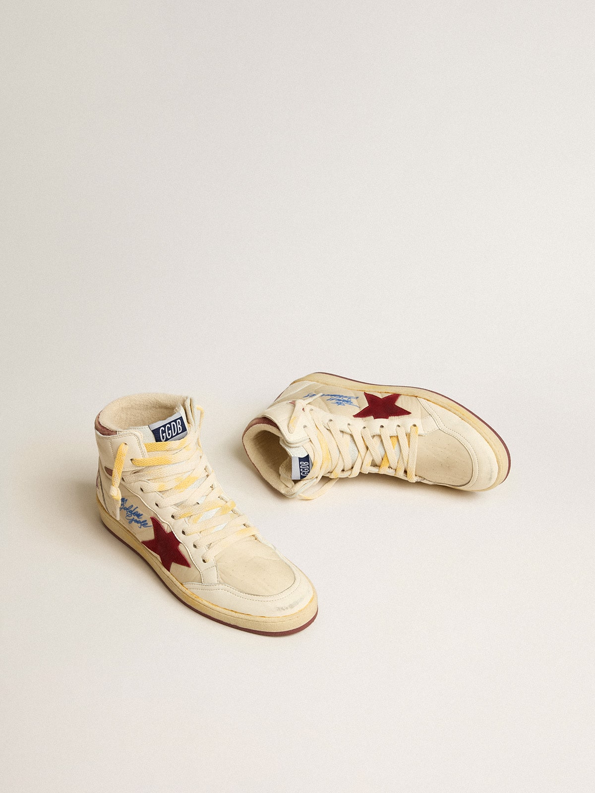Golden Goose Sky-Star in beige nylon and nappa with pomegranate suede star