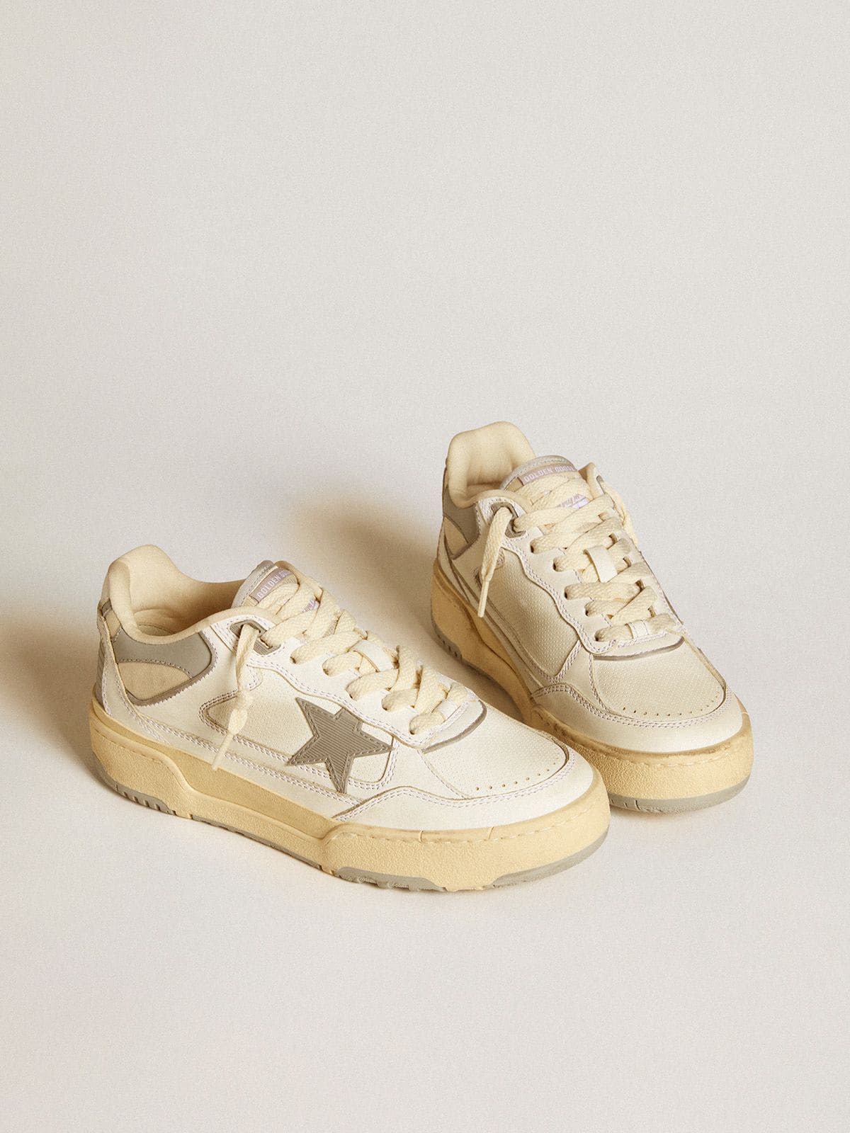 Golden Goose Women’s Forty2 with grey star and white leather heel tab