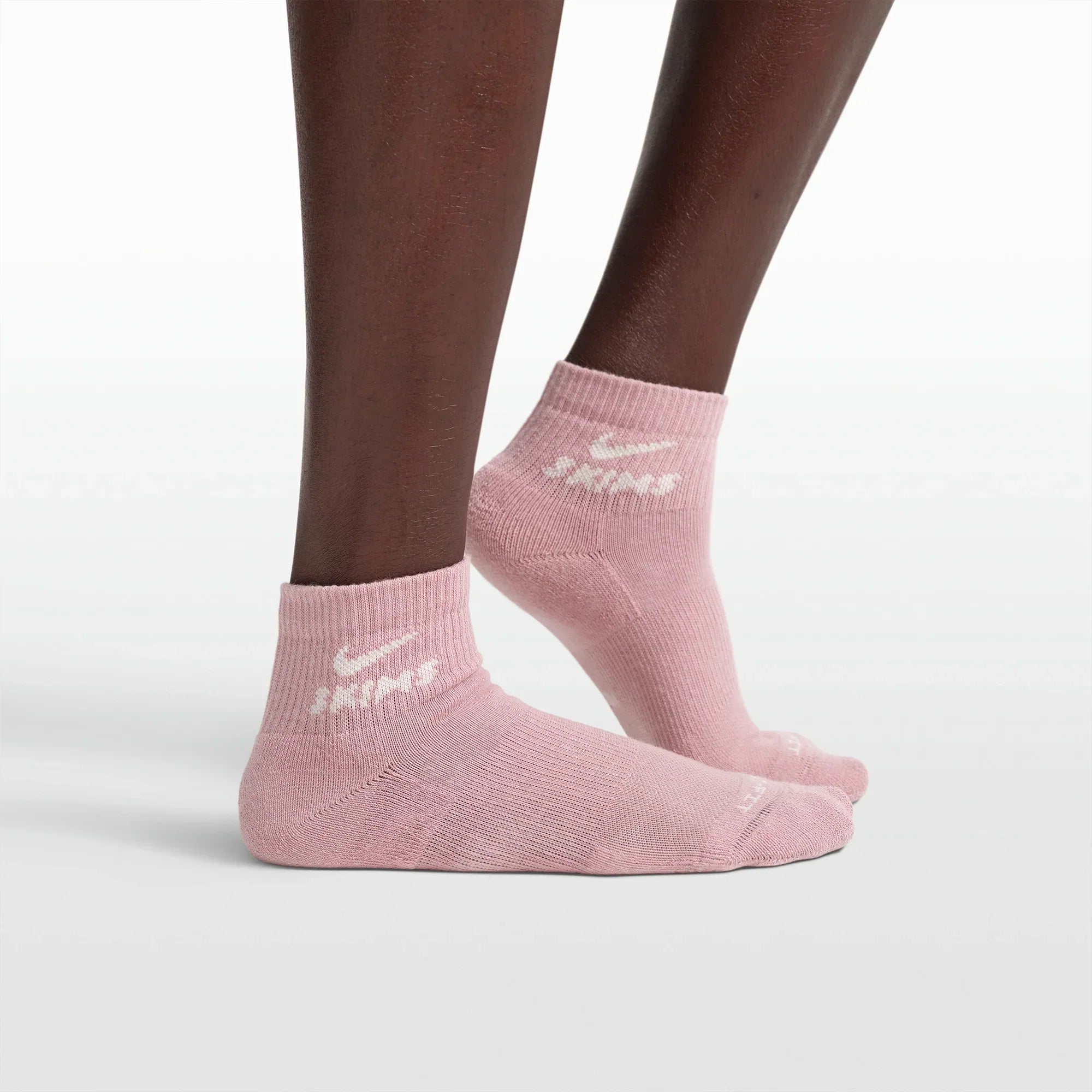 NikeSKIMS ACCESSORIES DRI-FIT QUARTER CREW SOCK 3-PACK | HIMALAYAN MULTI