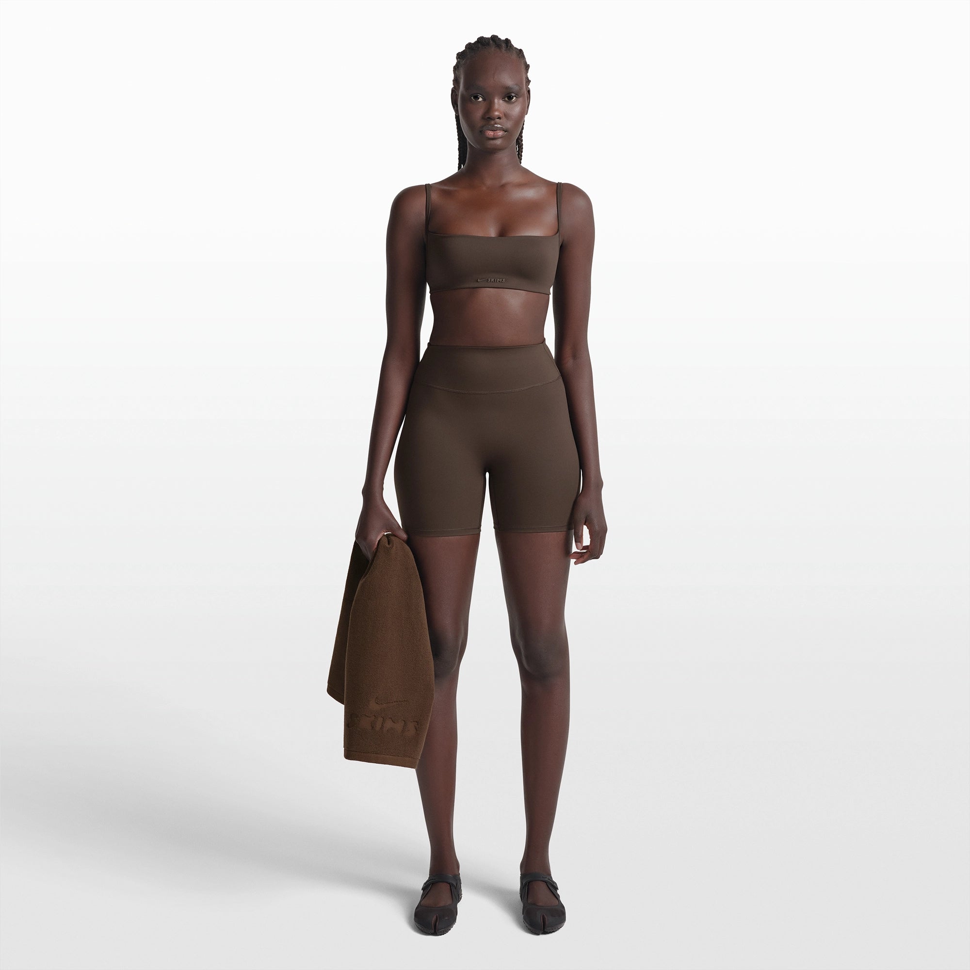 NikeSKIMS ACCESSORIES SMALL TOWEL | DARK SEPIA