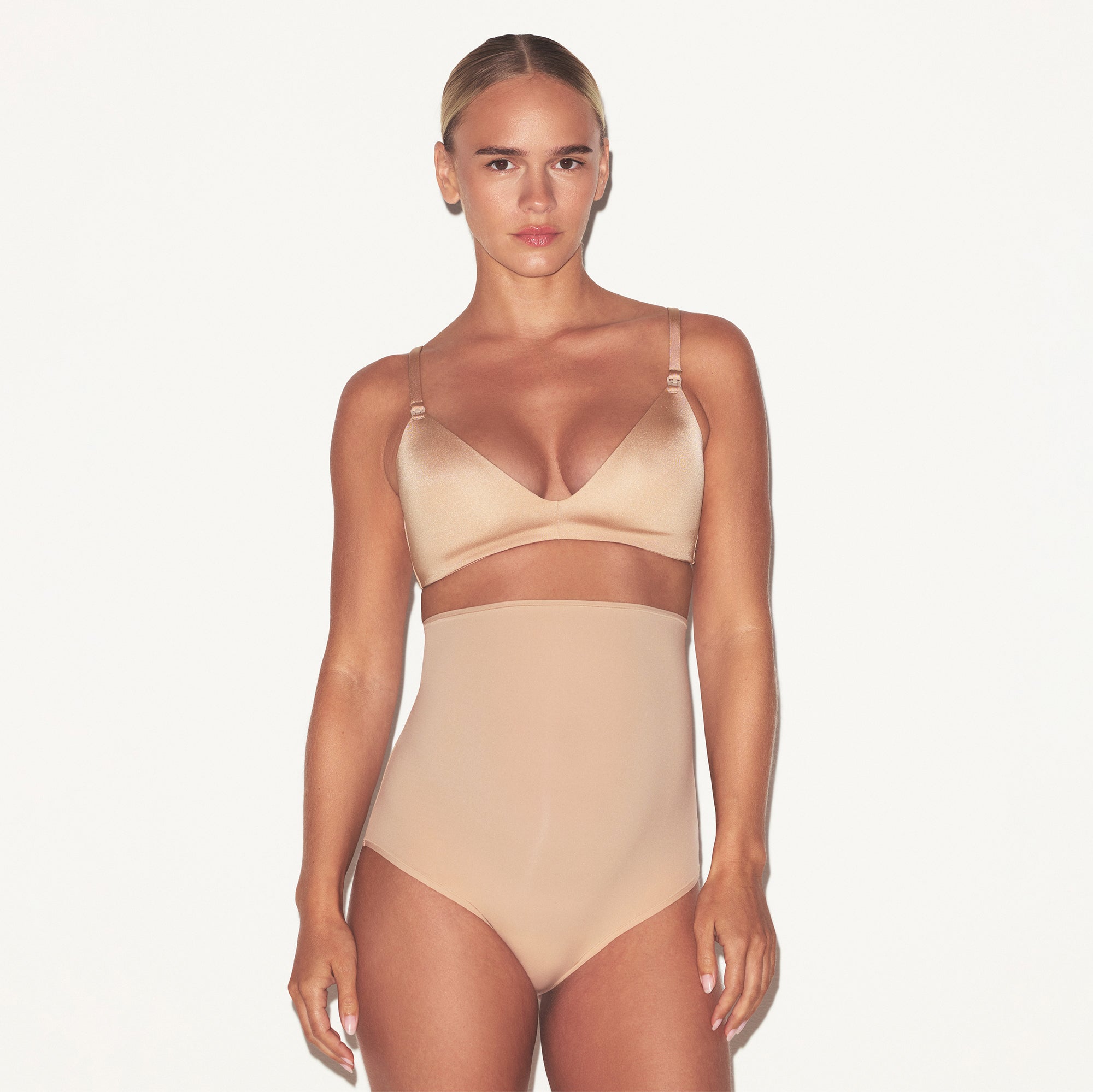 SKIMS WIRELESS FORM MATERNITY NURSING BRA | CLAY