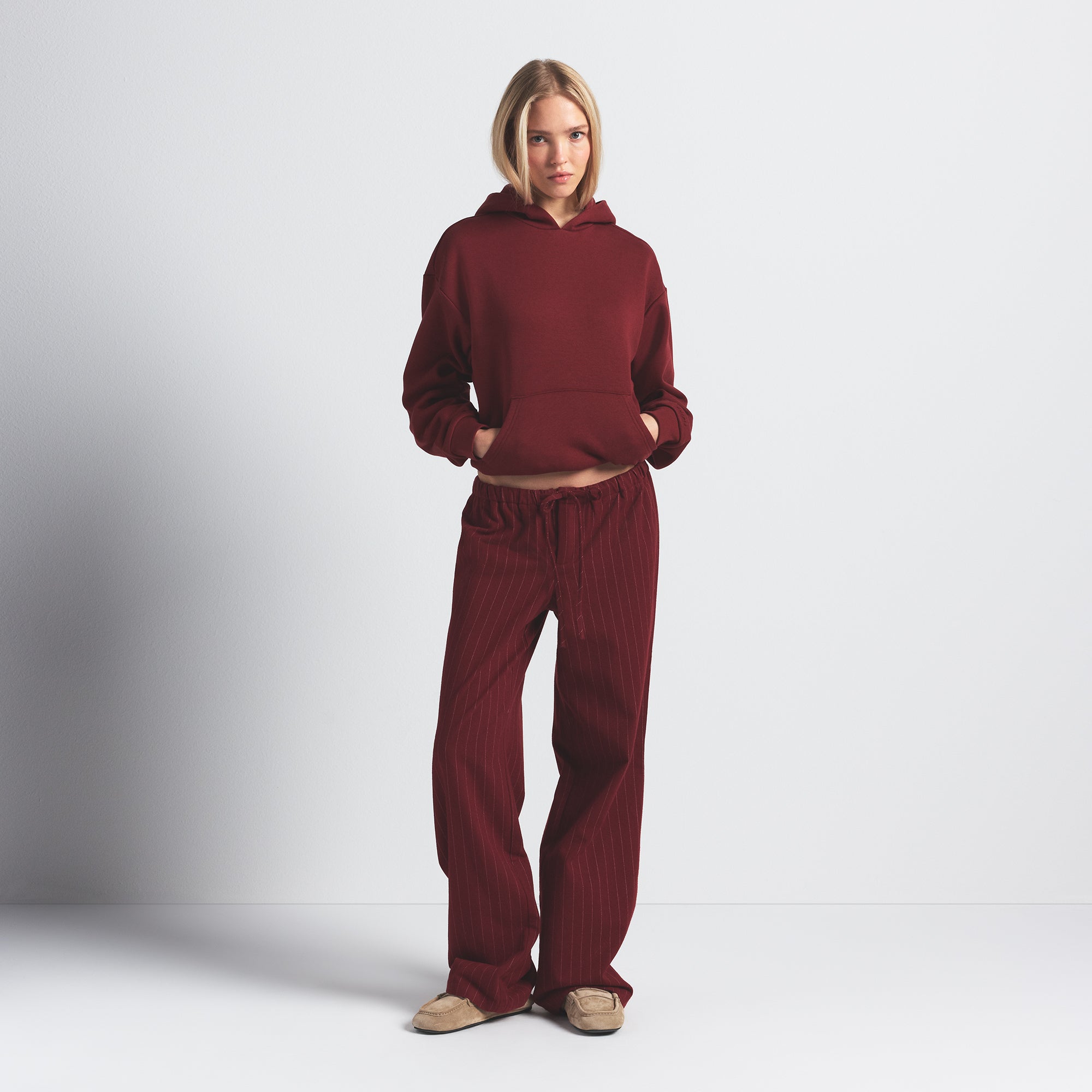 SKIMS COTTON FLEECE CLASSIC HOODIE | MERLOT