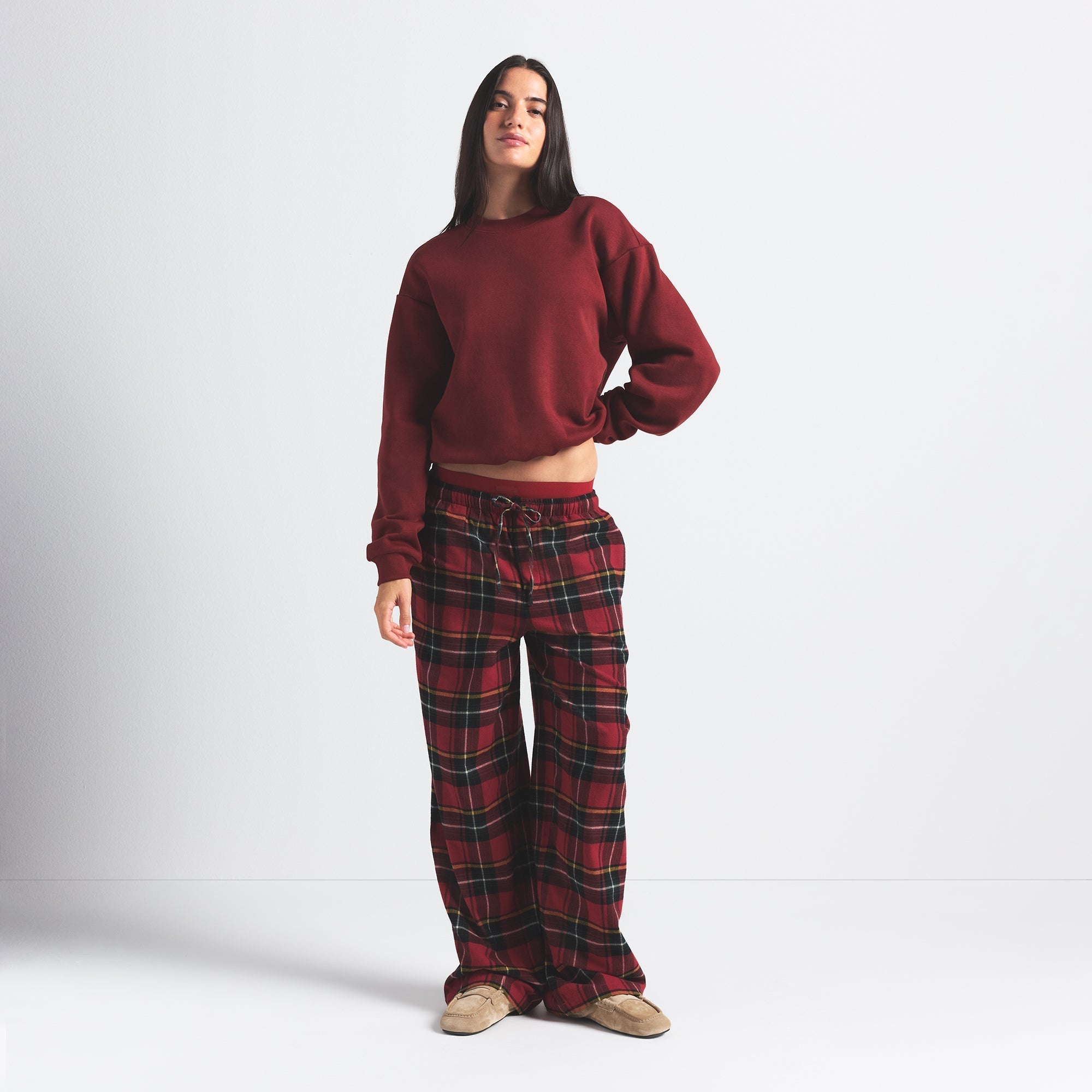 SKIMS COTTON FLEECE CLASSIC CREWNECK | MERLOT
