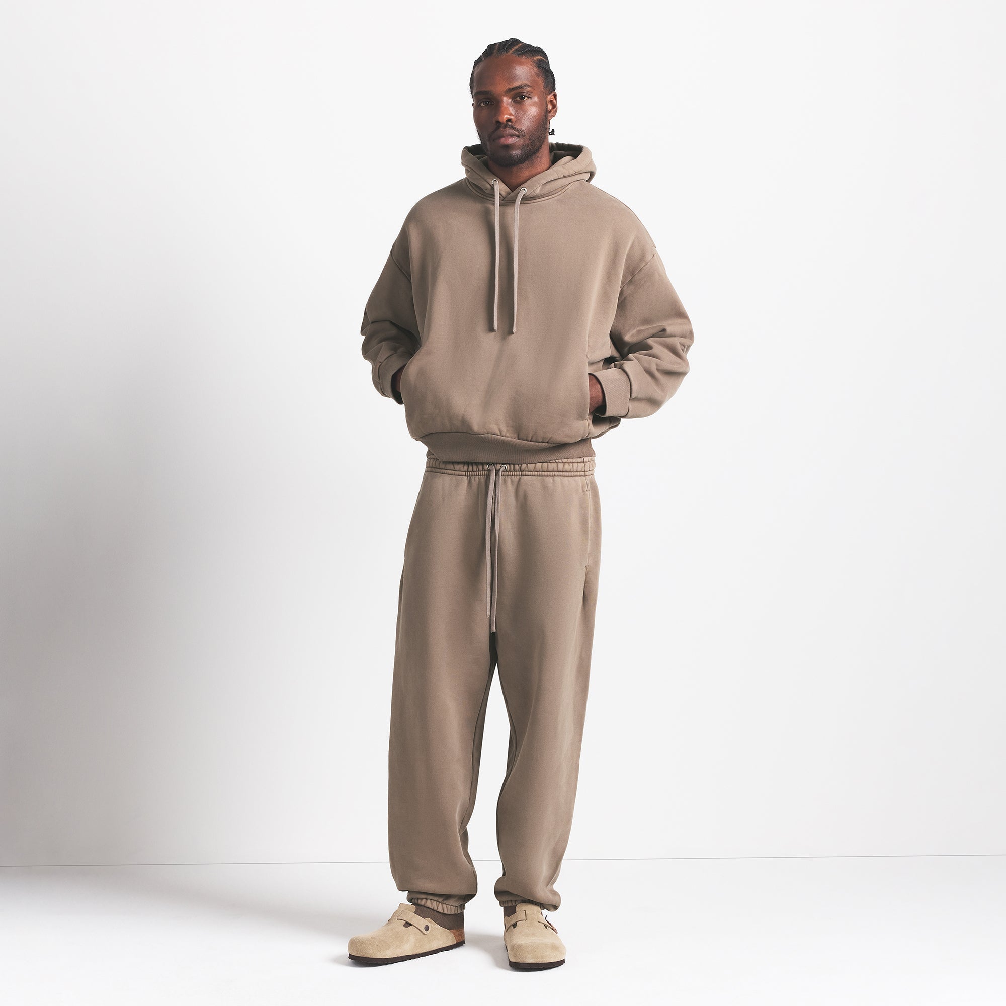 SKIMS HEAVYWEIGHT FLEECE MENS HOODIE | TRUFFLE