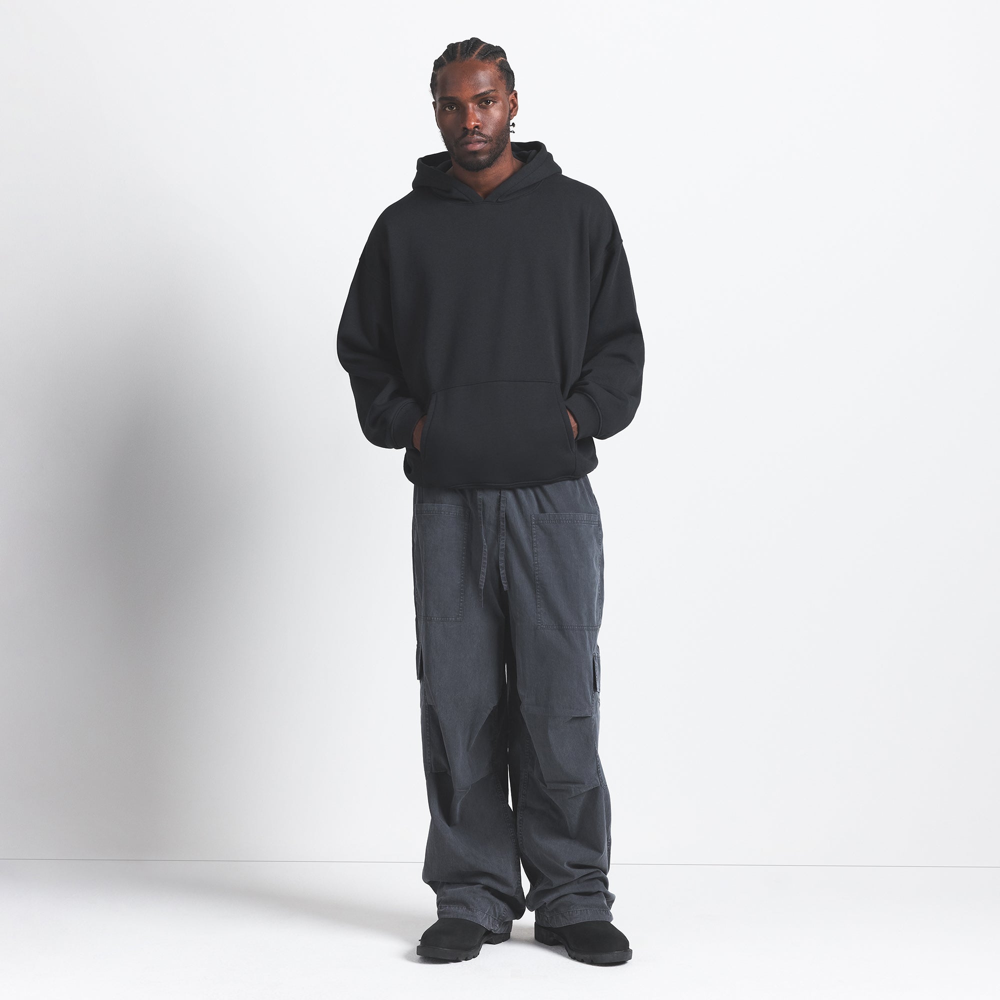 SKIMS FLEECE LOUNGE MENS RELAXED HOODIE | WASHED ONYX