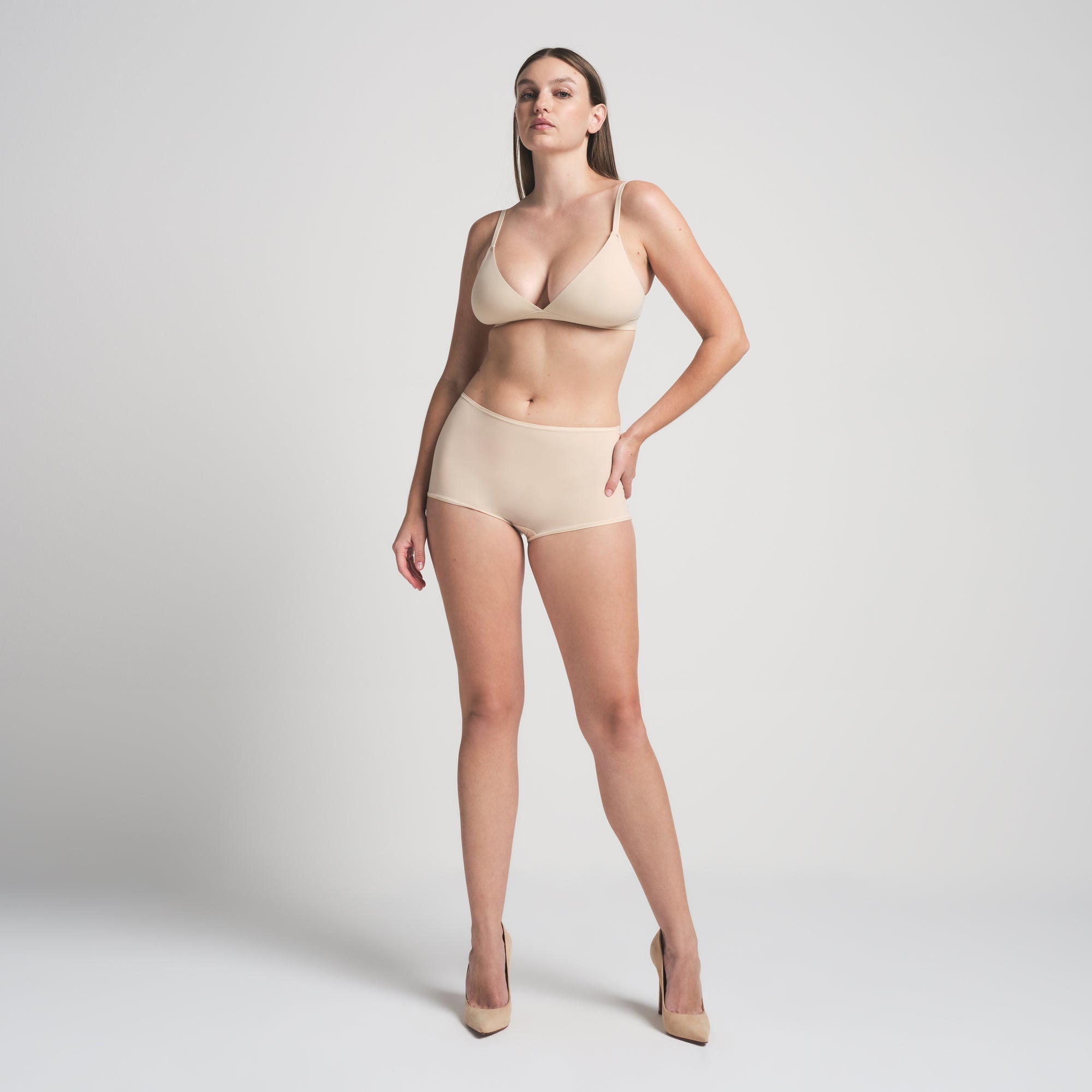 SKIMS FITS EVERYBODY BOY SHORT | SAND