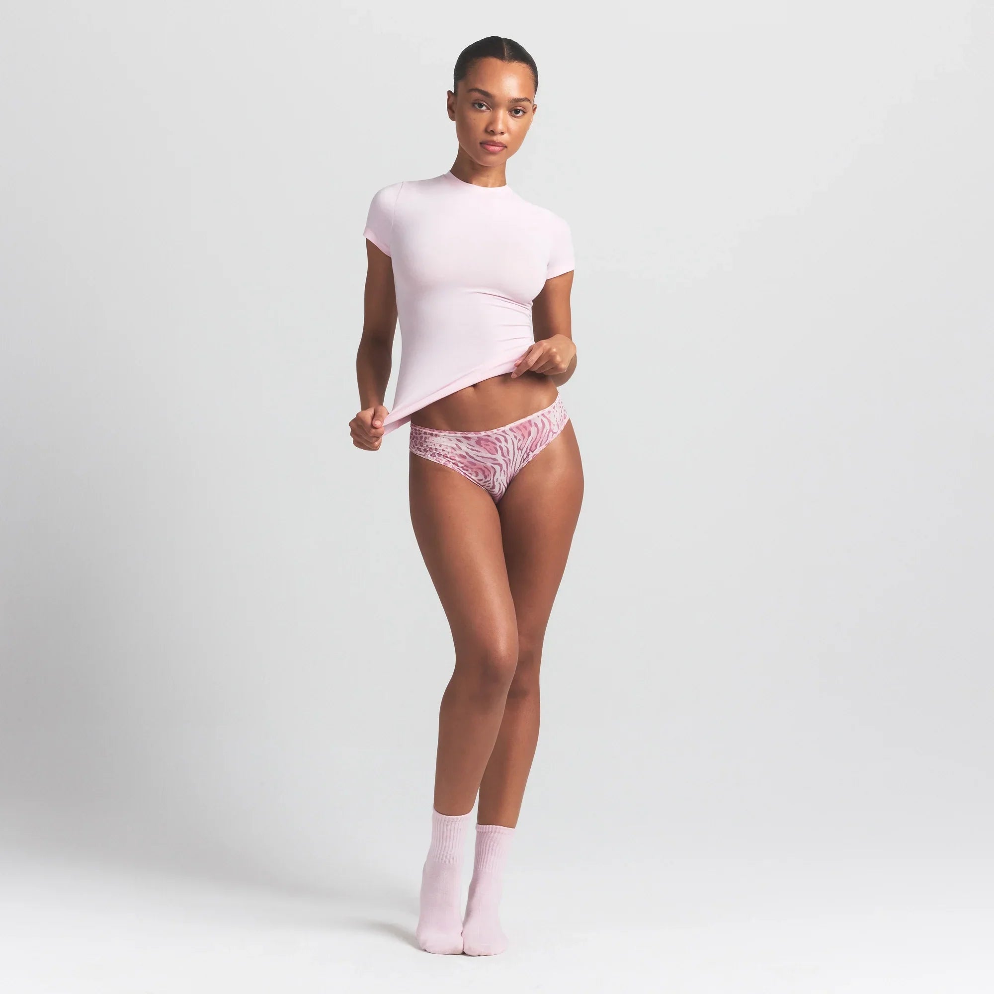 SKIMS FITS EVERYBODY THONG 5-PACK | SAND BLOOM ANIMAL MULTI