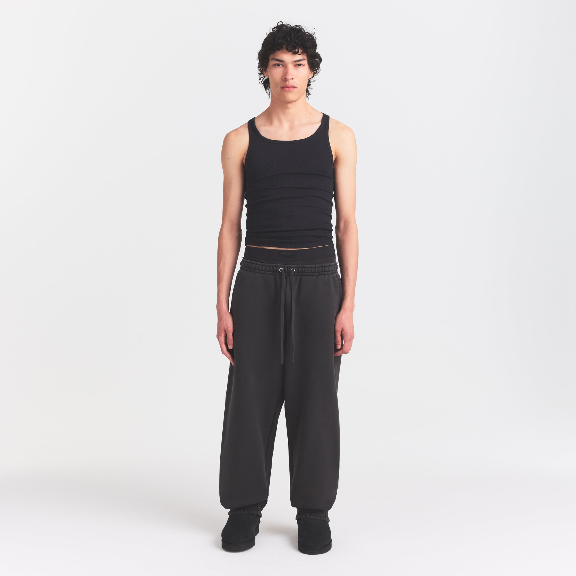 SKIMS HEAVYWEIGHT FLEECE MENS JOGGER | WASHED ONYX