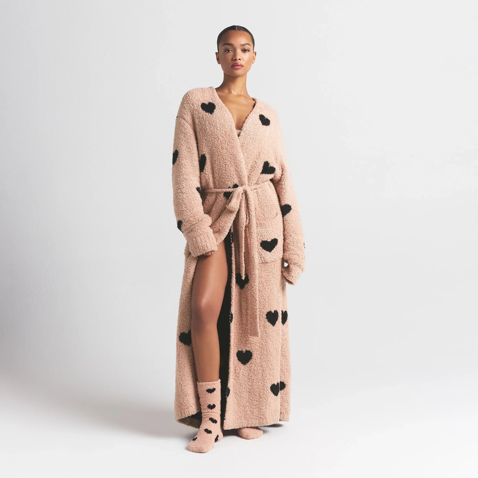 SKIMS COZY KNIT UNISEX ROBE | MICA SPACED HEARTS