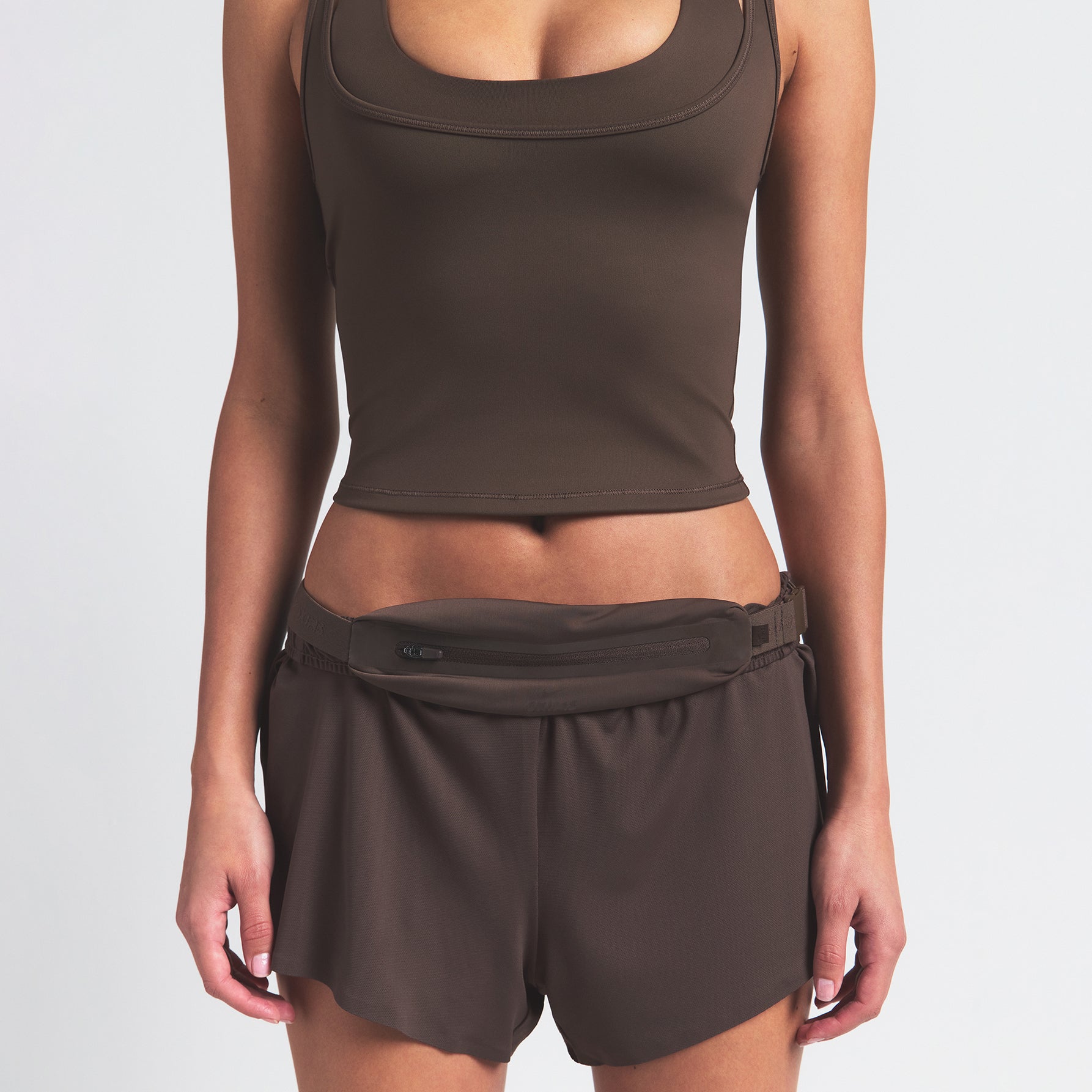 NikeSKIMS ACCESSORIES SLIM WAISTPACK | DARK SEPIA