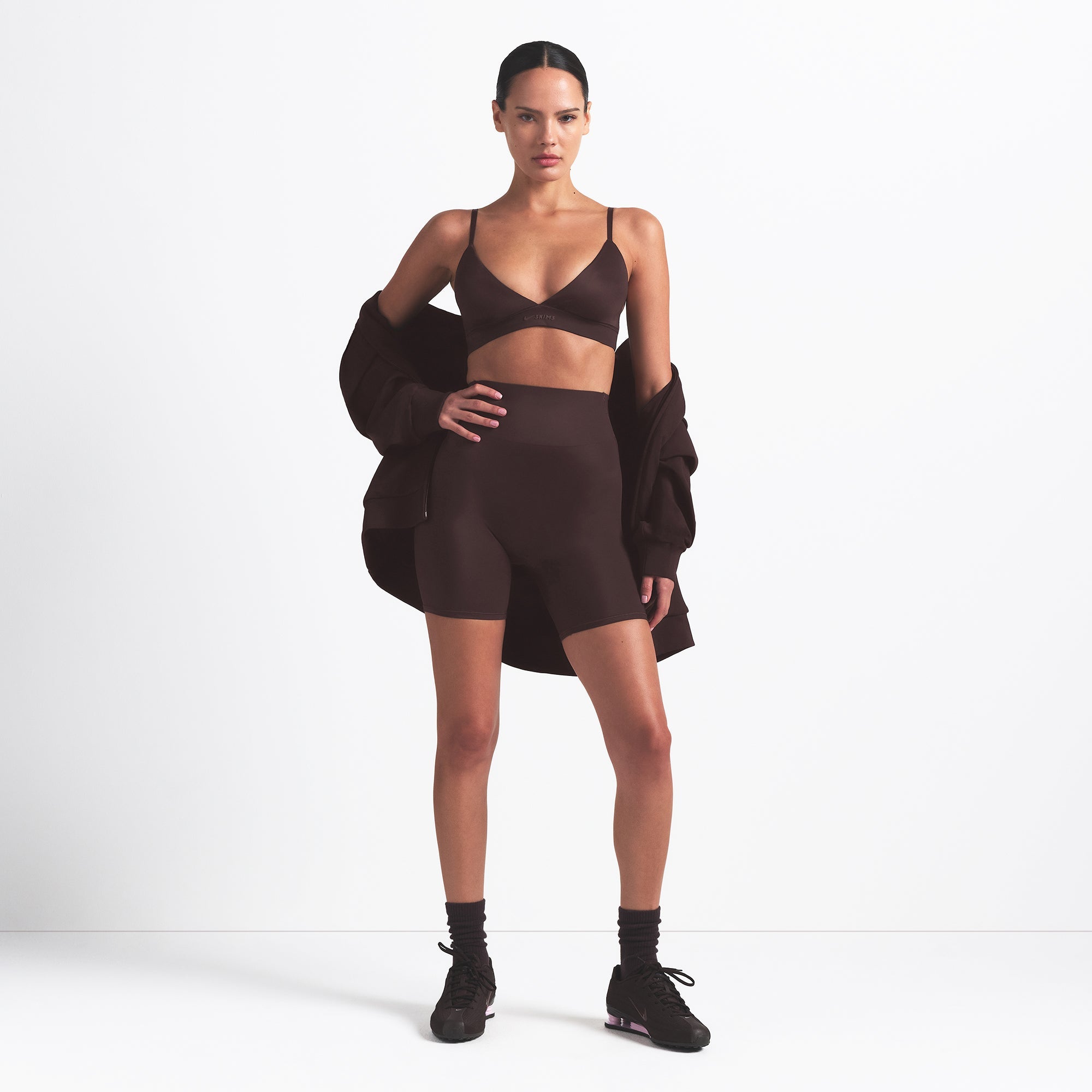 NikeSKIMS SHINE BONDED WAIST 5" BIKER SHORT | PHOENIX