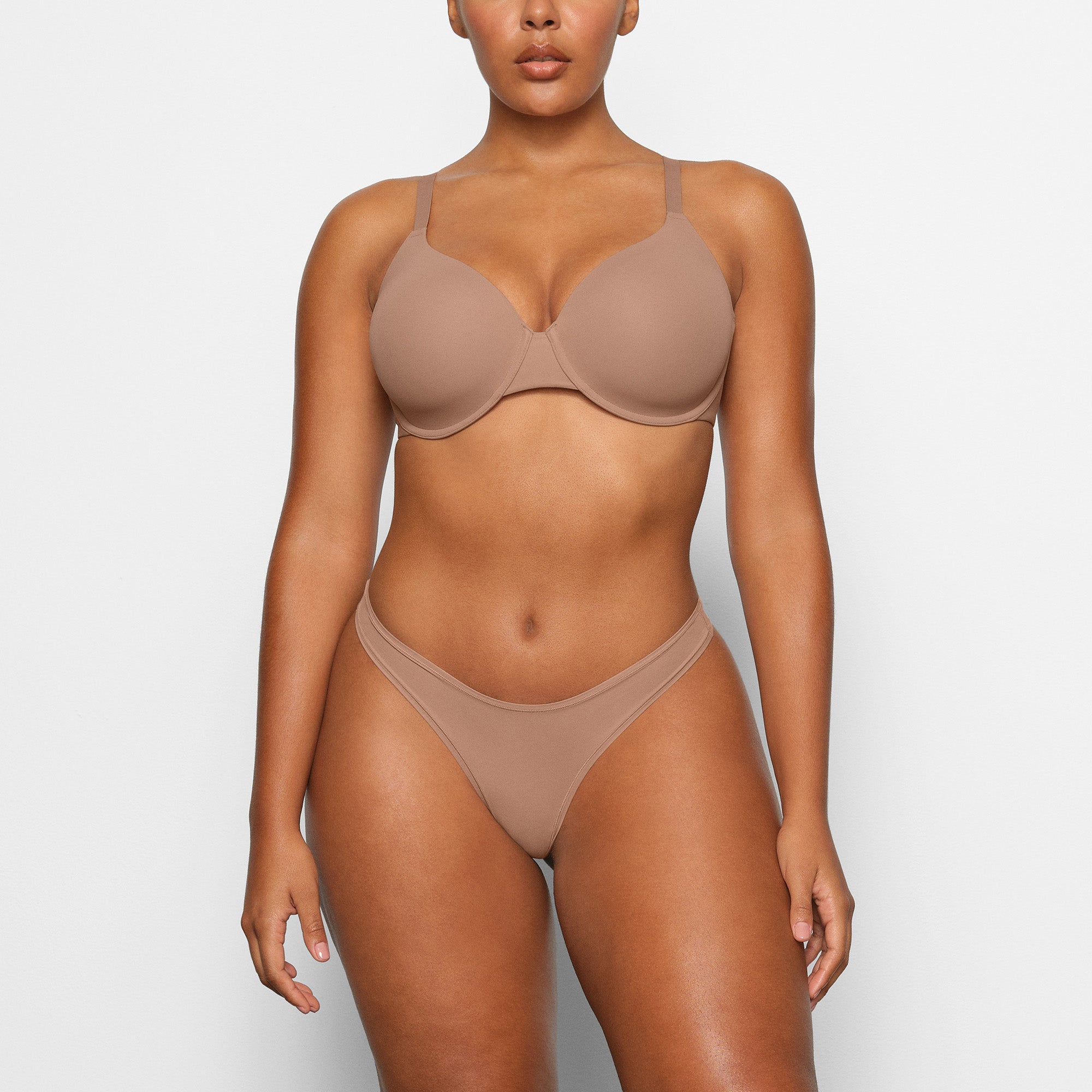 SKIMS FITS EVERYBODY T-SHIRT BRA | SIENNA