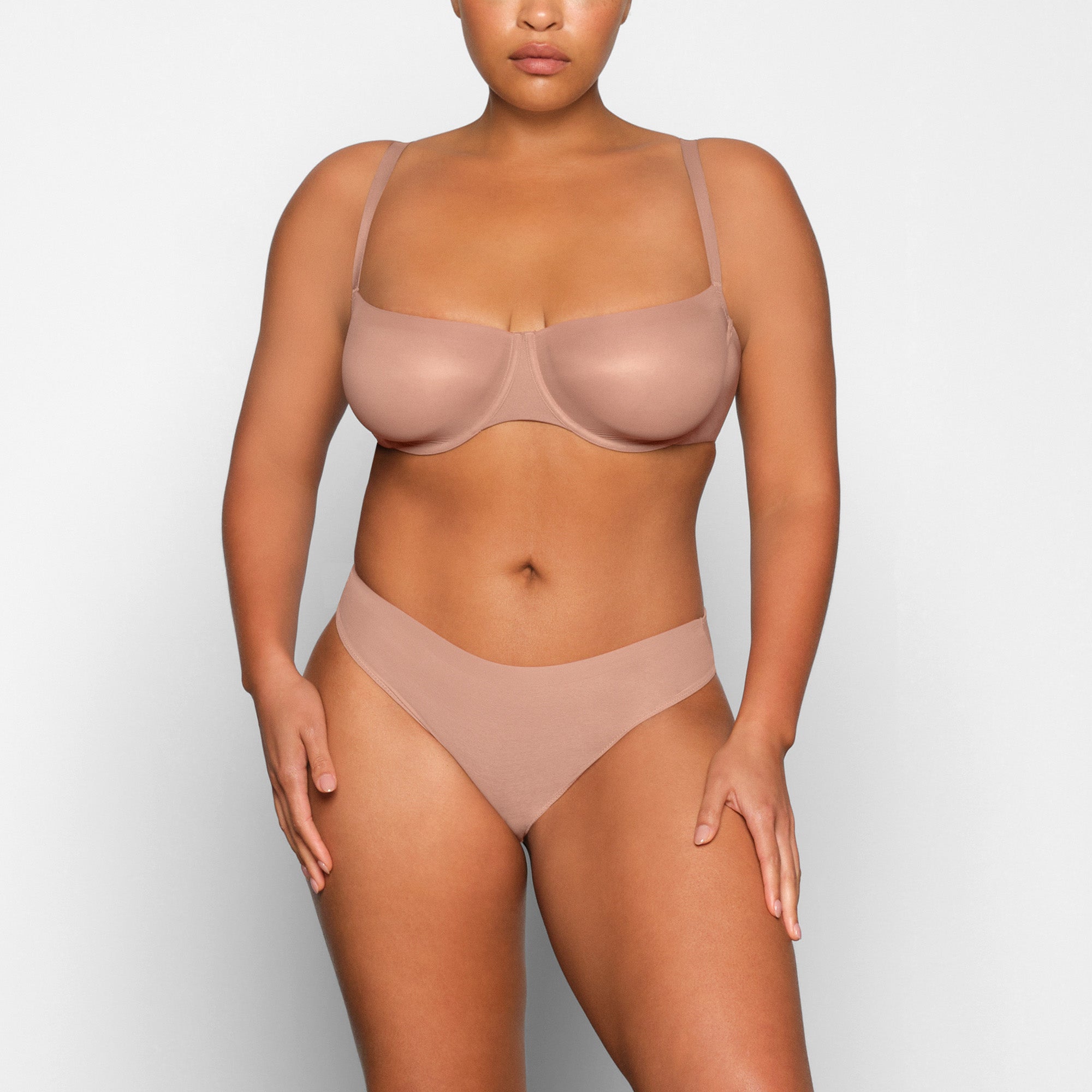 SKIMS NO SHOW UNLINED BALCONETTE BRA | SIENNA