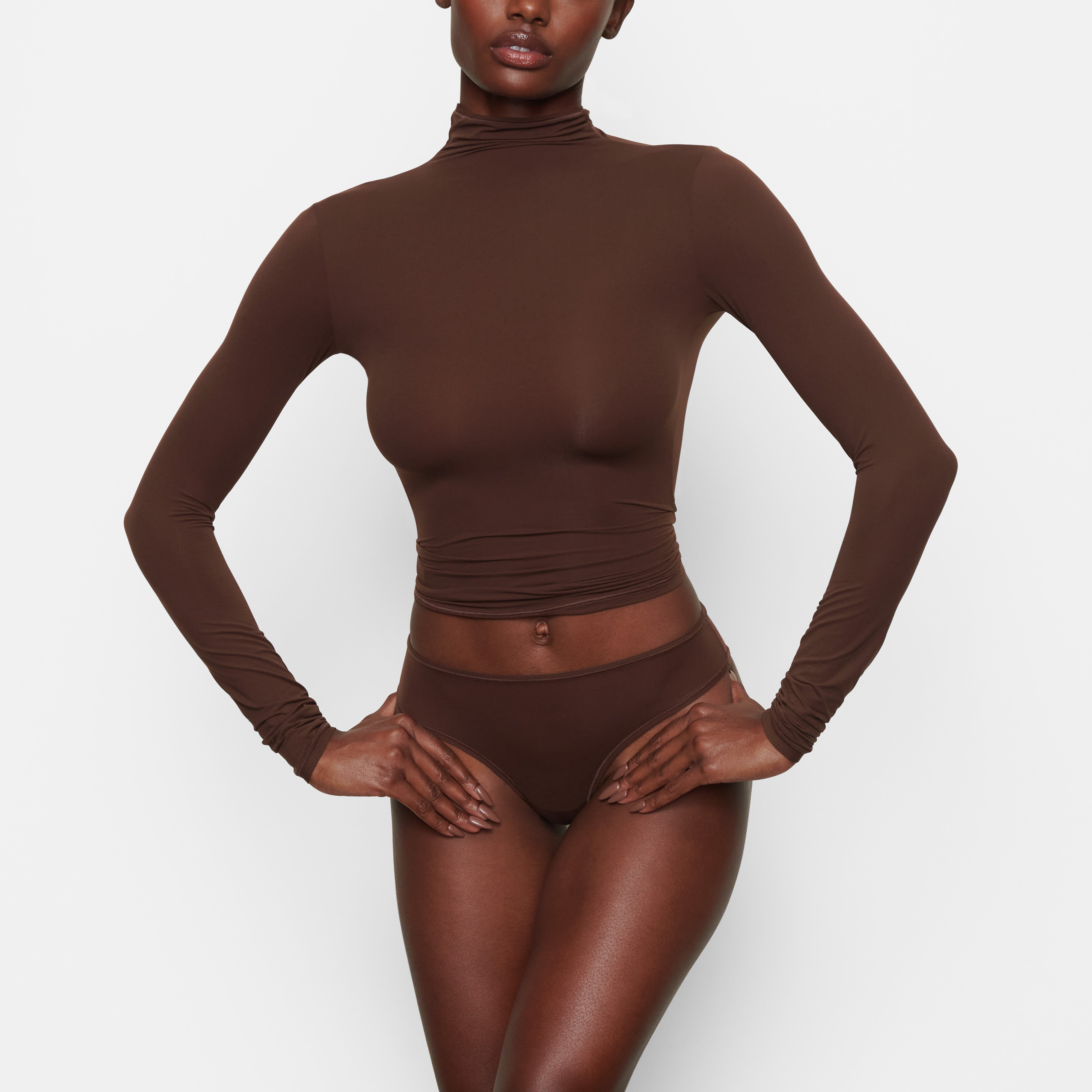 SKIMS FITS EVERYBODY TURTLENECK TOP | COCOA
