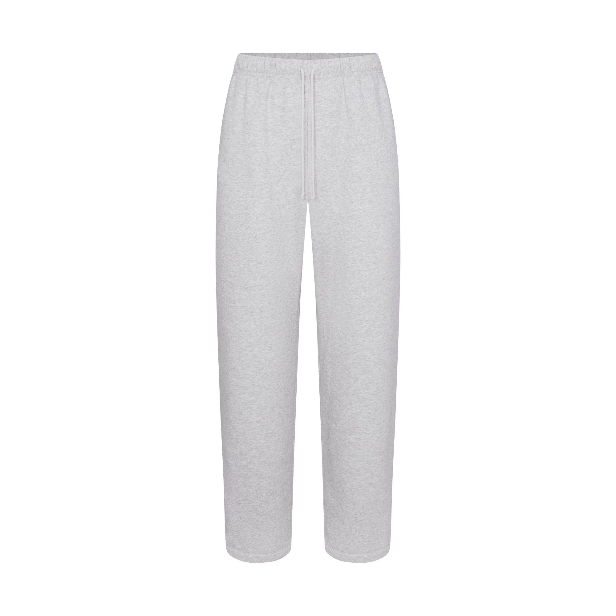 SKIMS FLEECE LOUNGE MENS CLASSIC STRAIGHT LEG PANT | LIGHT HEATHER GREY