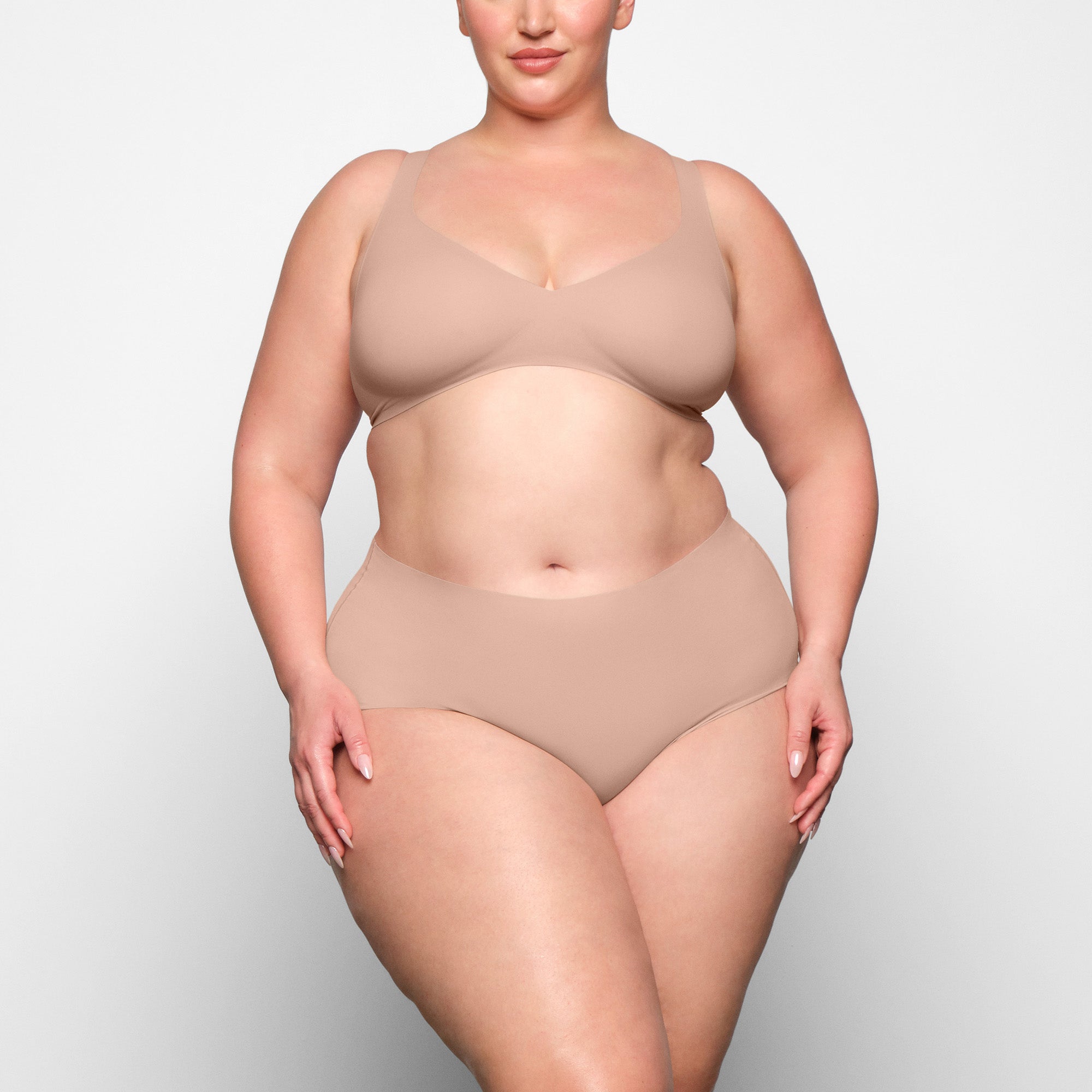 SKIMS NAKED BOY SHORT | MICA