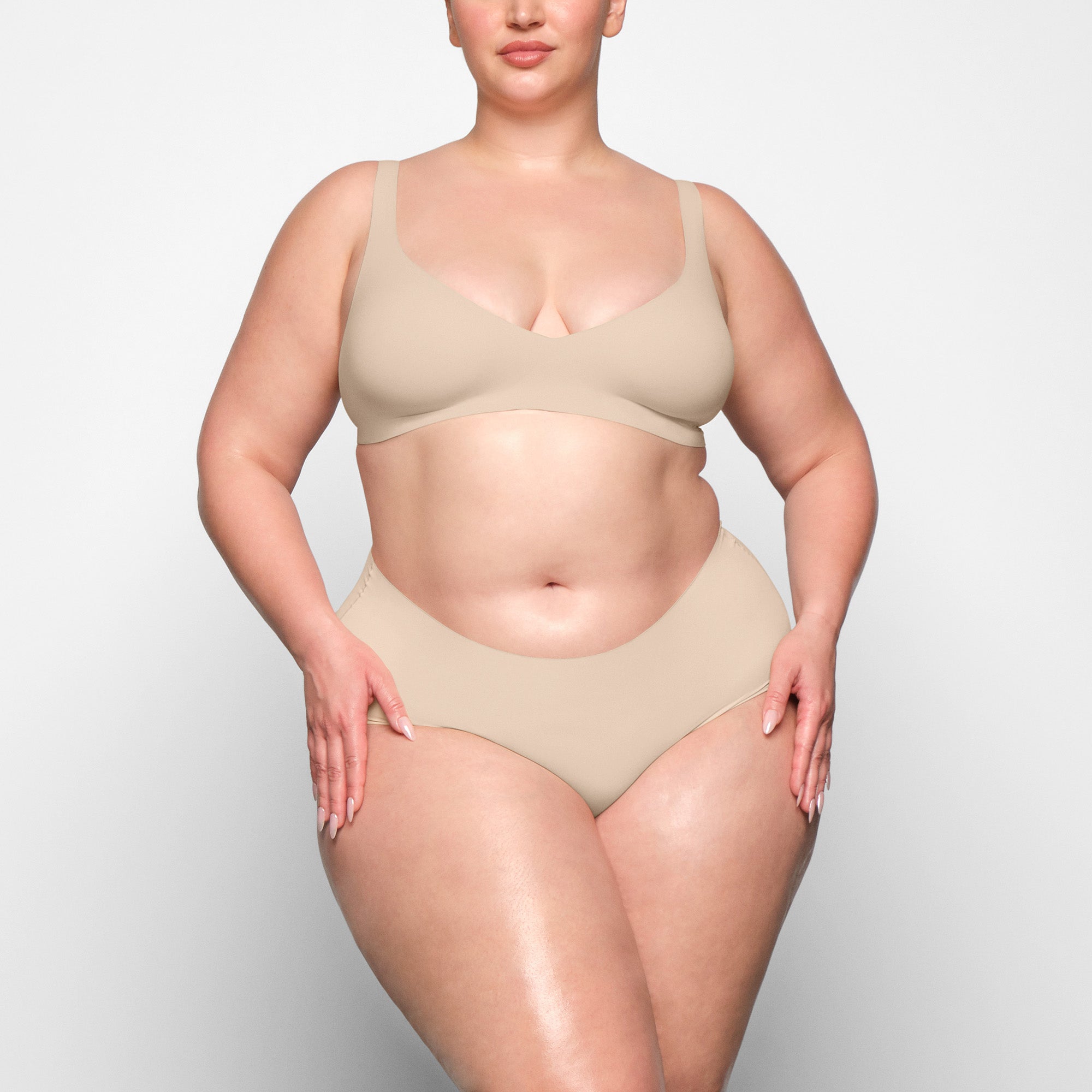 SKIMS NAKED BOY SHORT | SAND