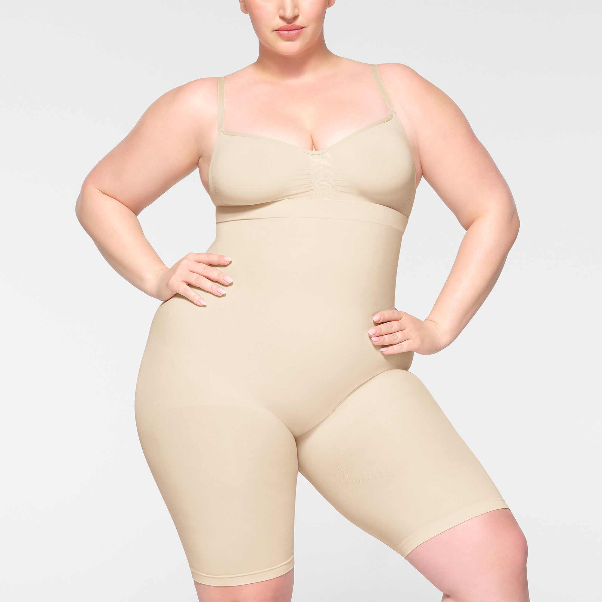 SKIMS SEAMLESS SCULPT HIGH-WAISTED ABOVE THE KNEE SHORT | SAND