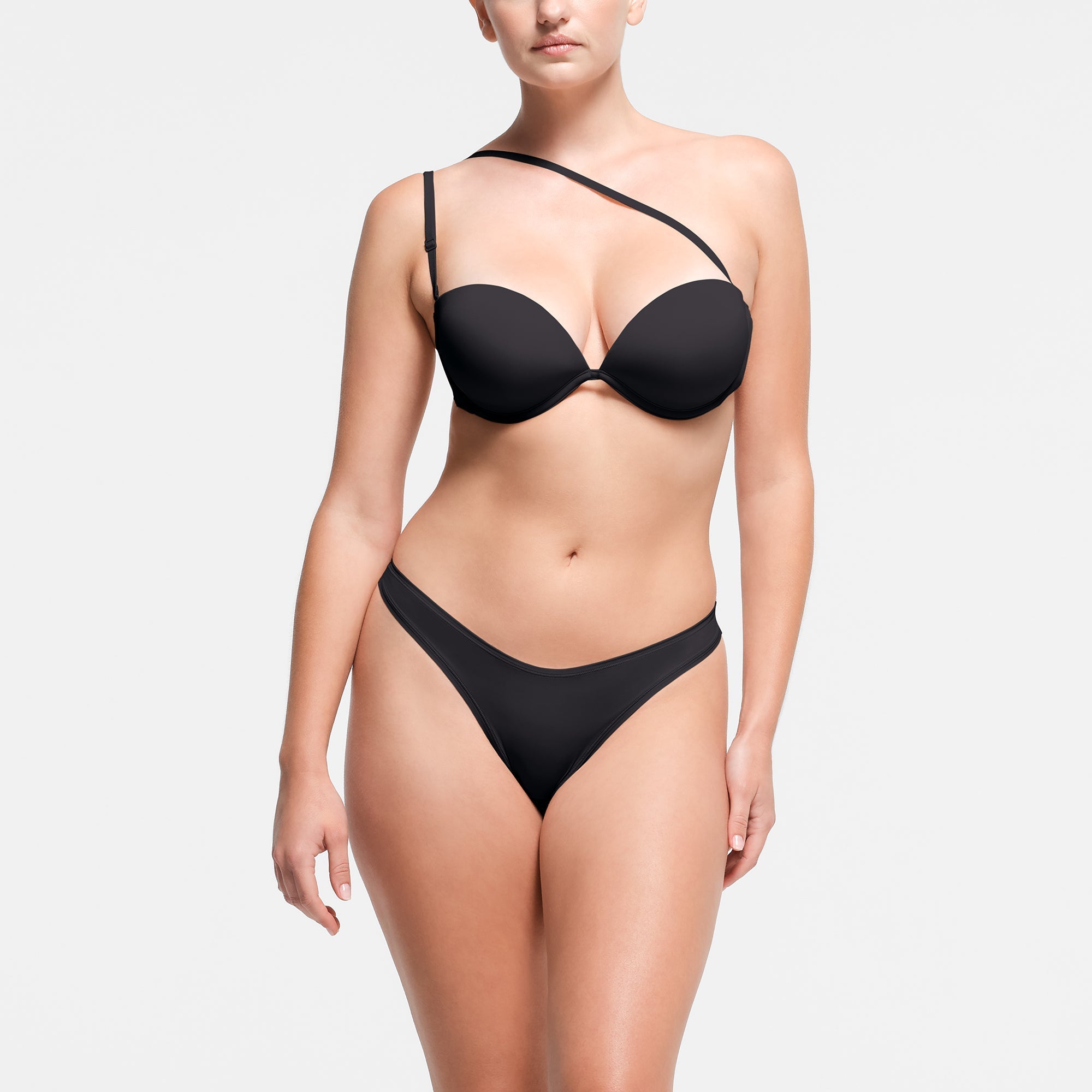 SKIMS MULTI-WAY BRA | ONYX