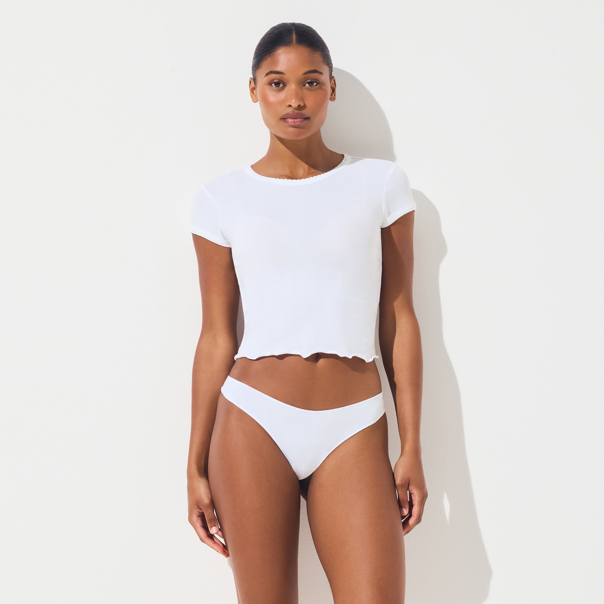 SKIMS LIGHTWEIGHT COTTON THONG | SNOW