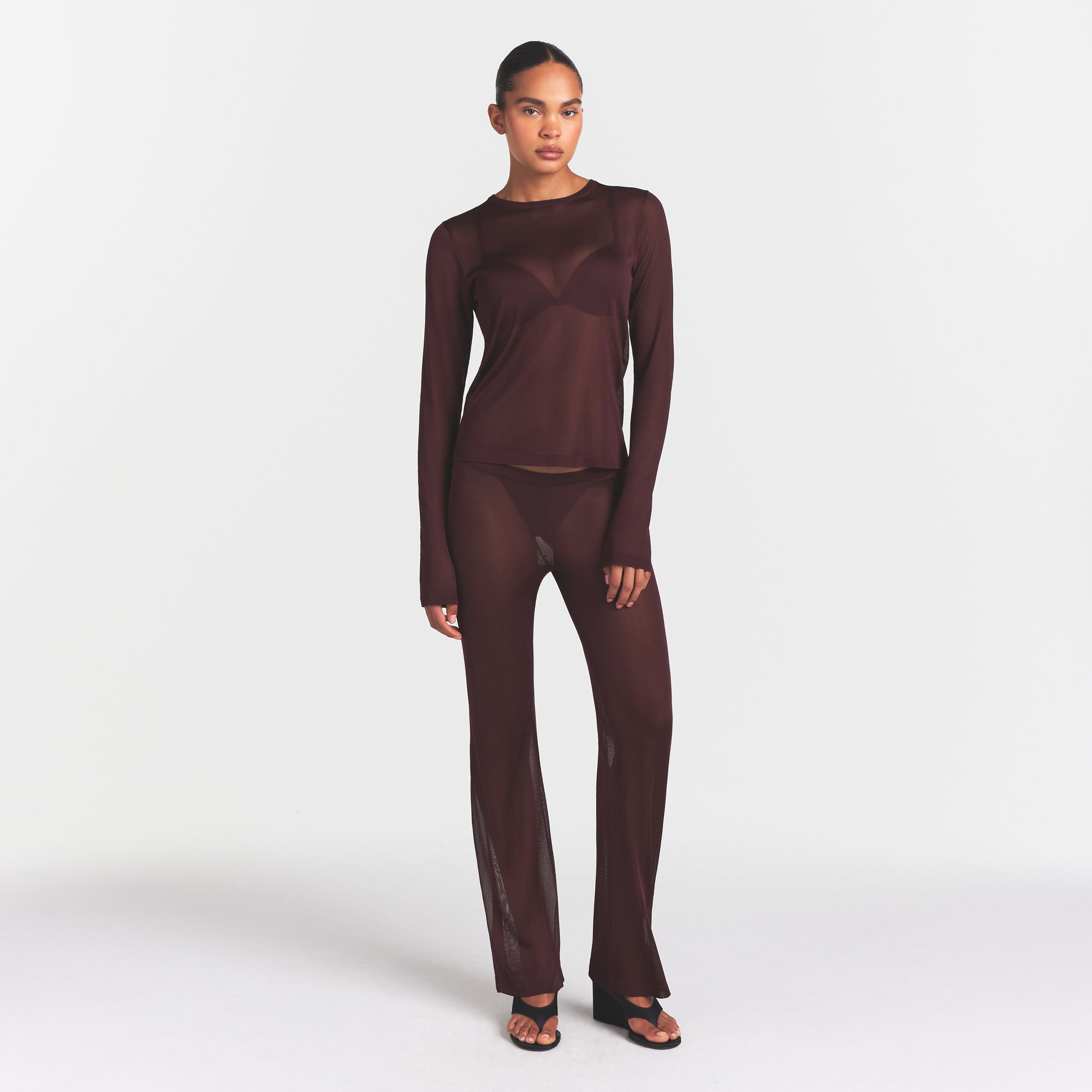 SKIMS SLINKY KNIT CREW NECK LONG SLEEVE TOP | CURRANT