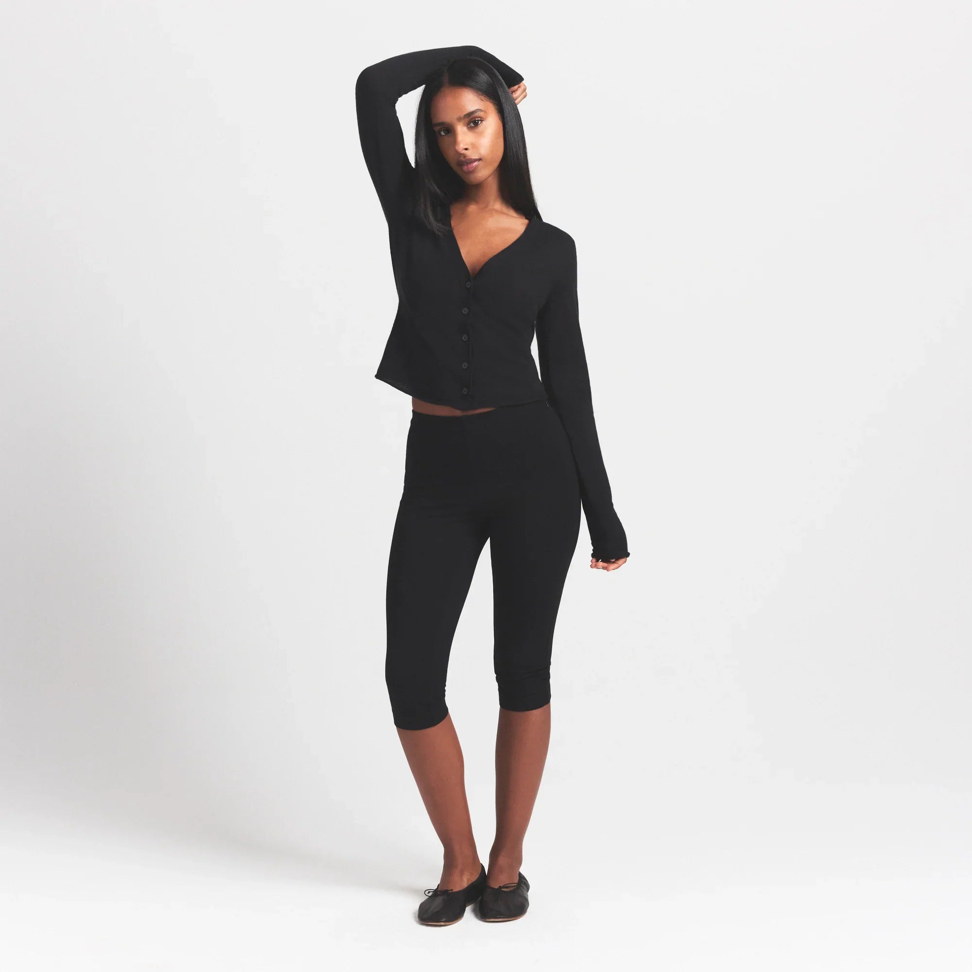 SKIMS FEATHERWEIGHT CASHMERE CARDIGAN | ONYX