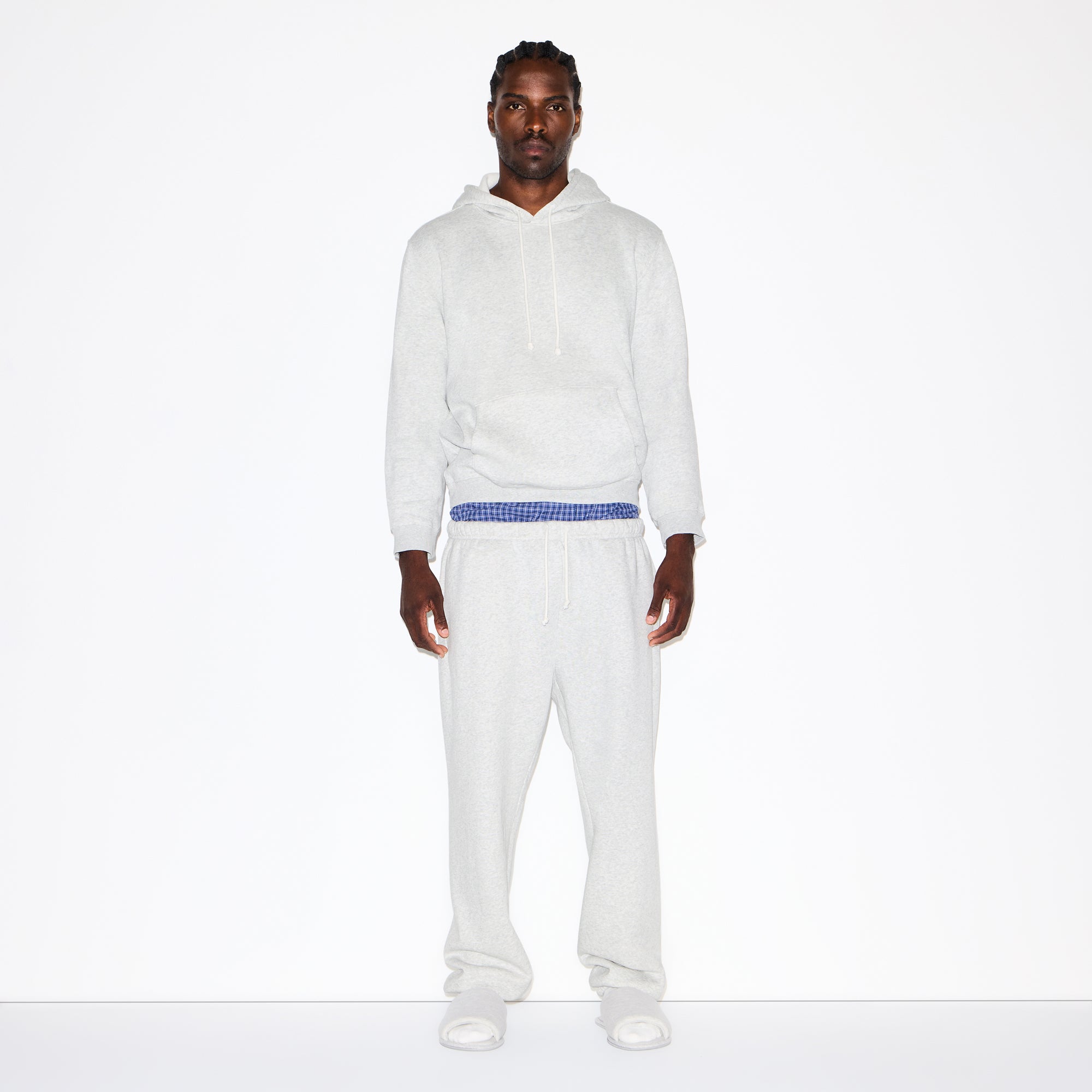 SKIMS FLEECE LOUNGE MENS CLASSIC HOODIE | LIGHT HEATHER GREY