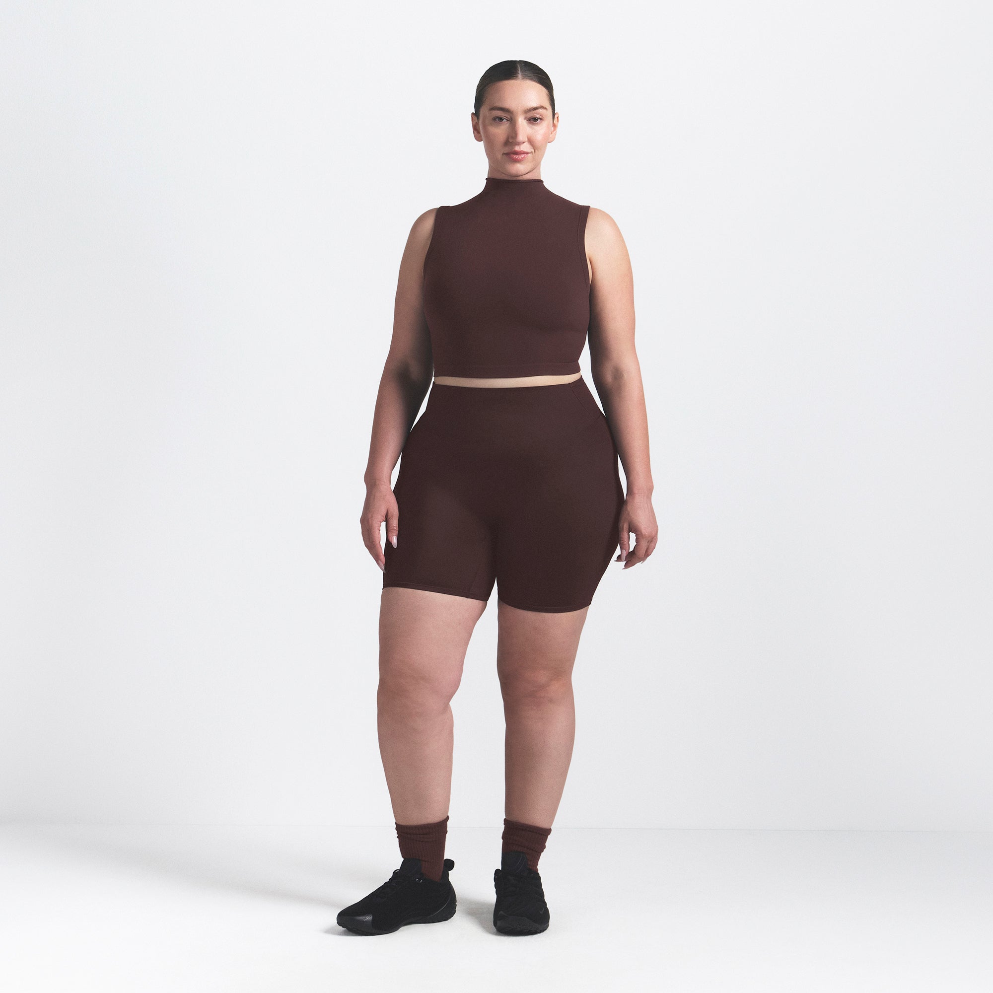 NikeSKIMS VINTAGE SEAMLESS MOCK NECK BRA TOP | PHOENIX