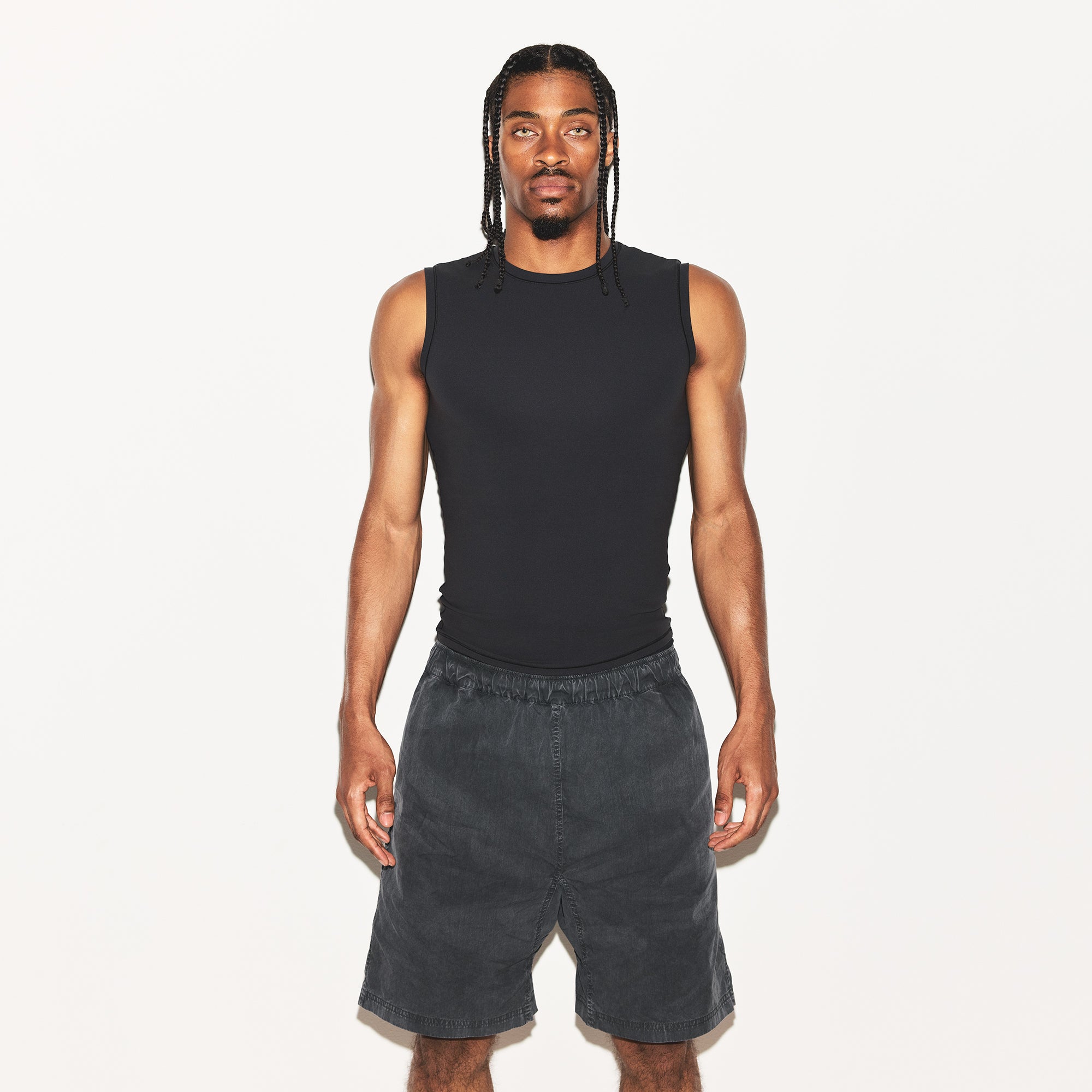 SKIMS FITS EVERYBODY MENS SLIM TANK | ONYX