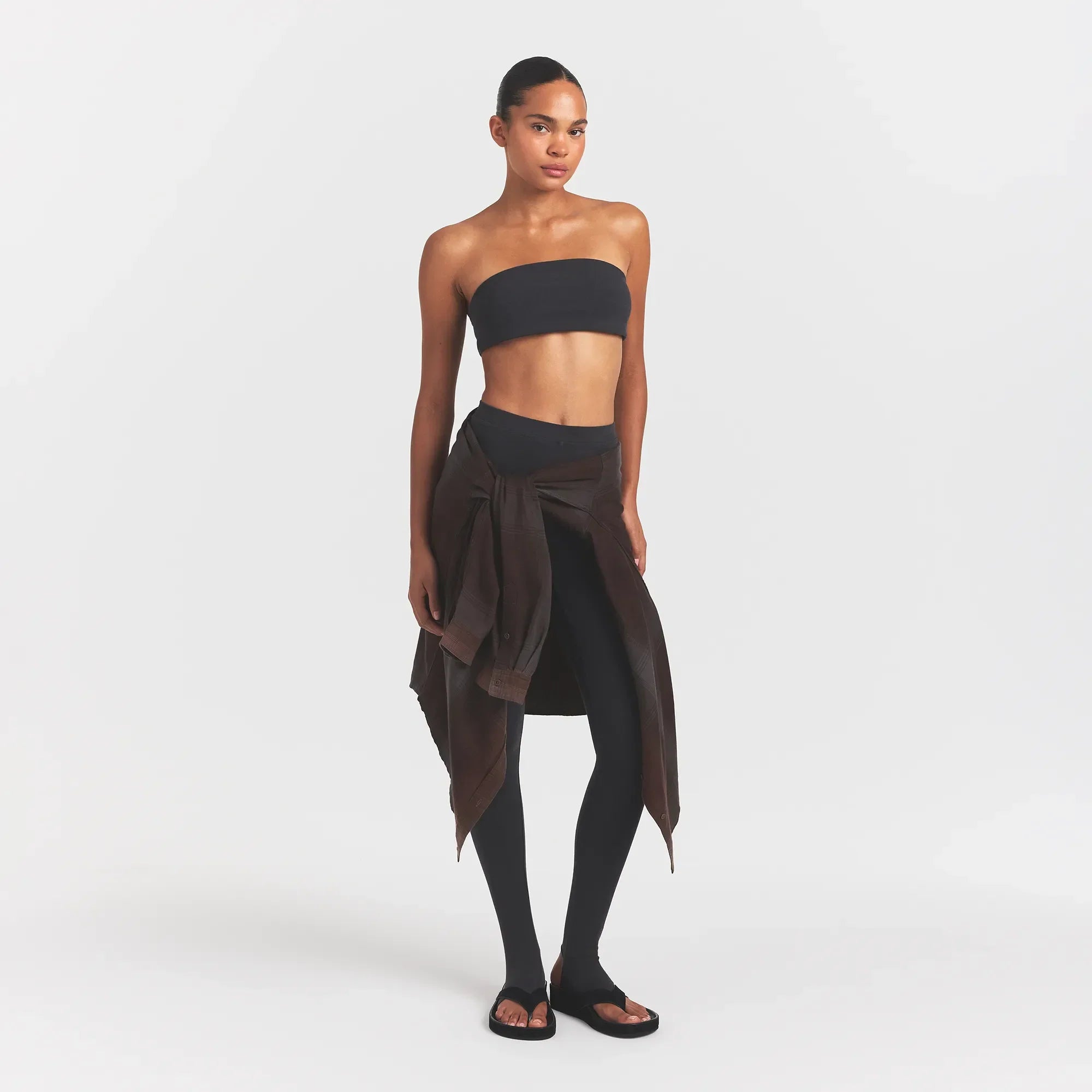 SKIMS OUTDOOR BANDEAU | WASHED ONYX