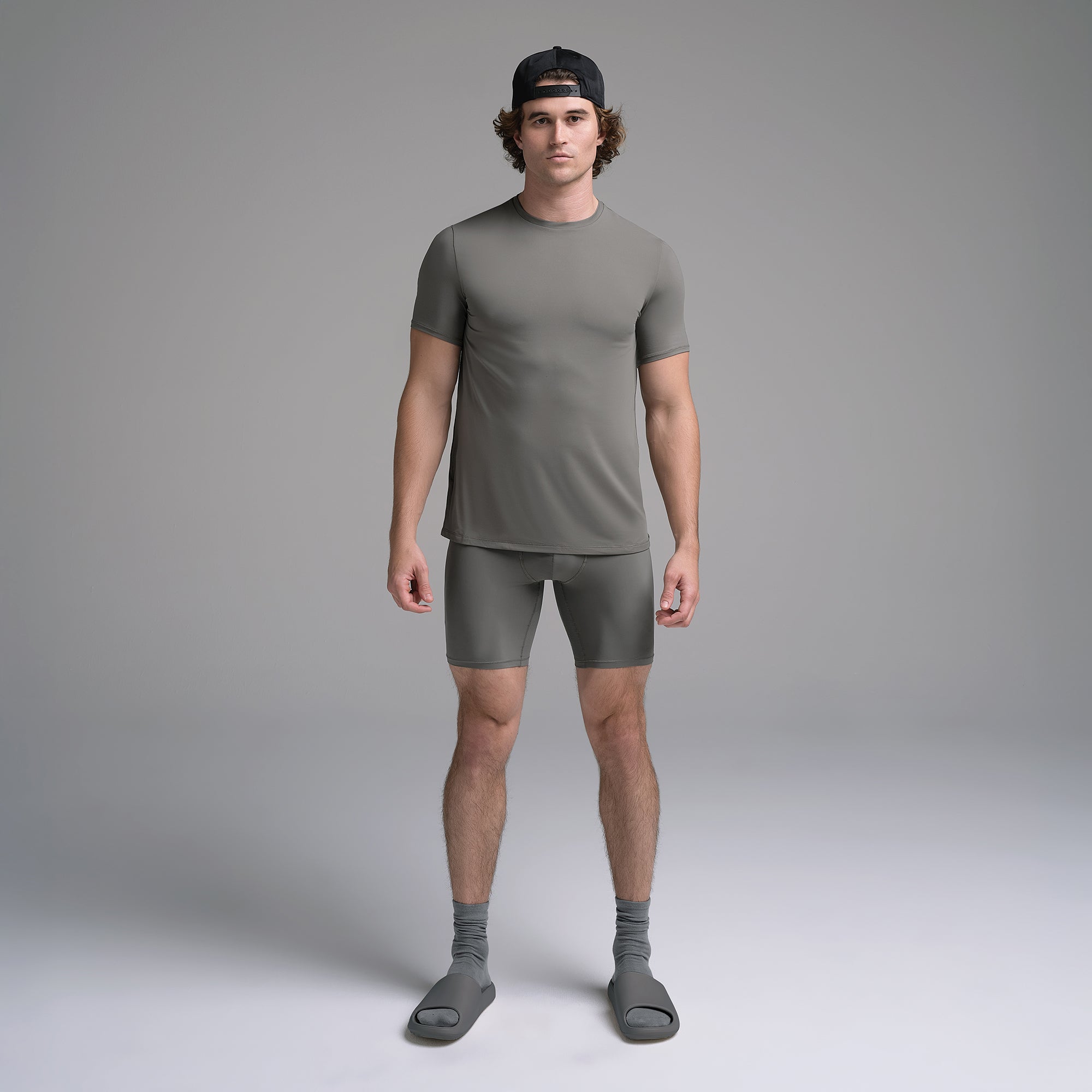 SKIMS FLEX MENS T-SHIRT | GUNMETAL